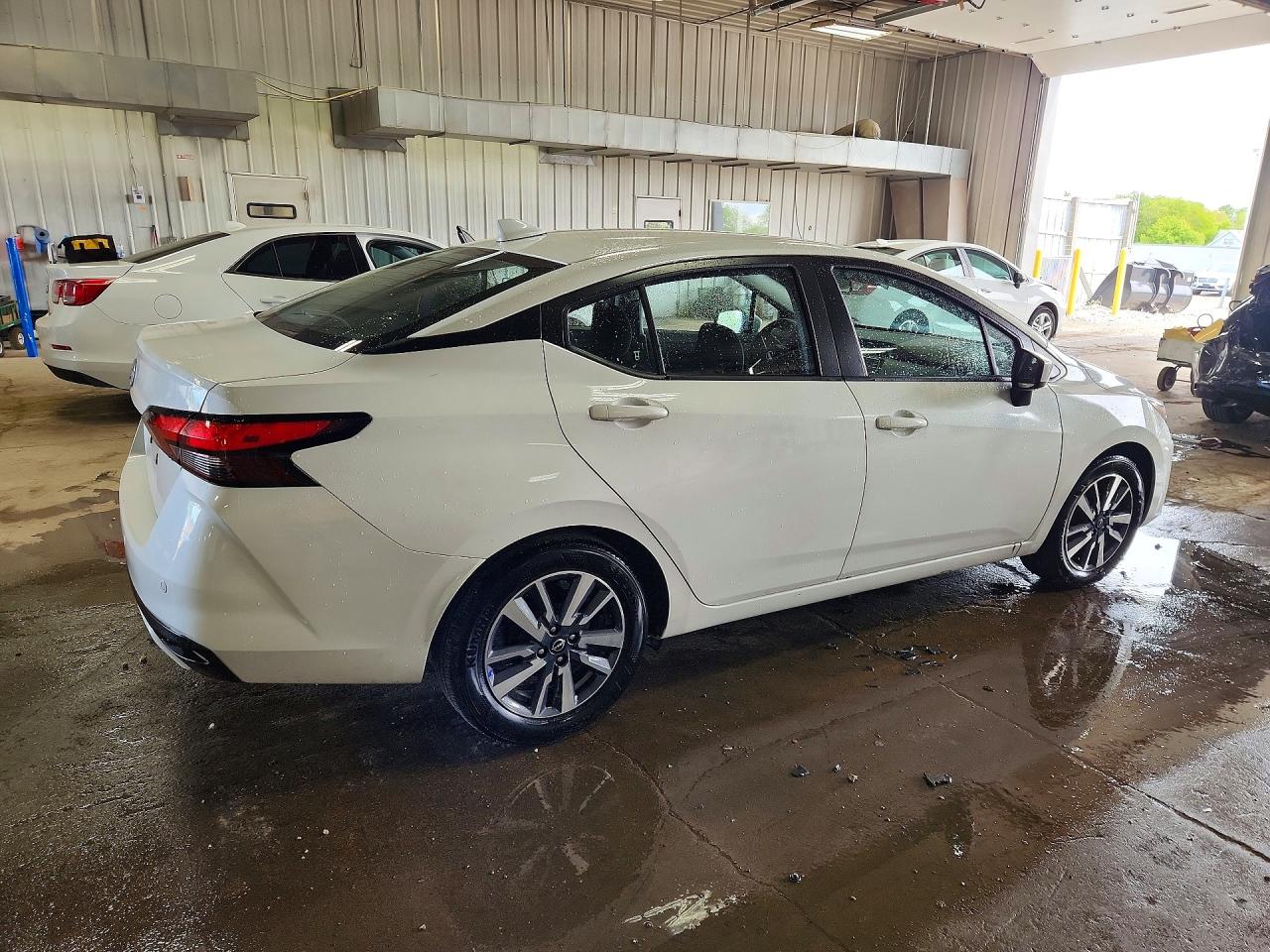 2025 Nissan Versa Sv Белый vin: 3N1CN8EV3SL834807