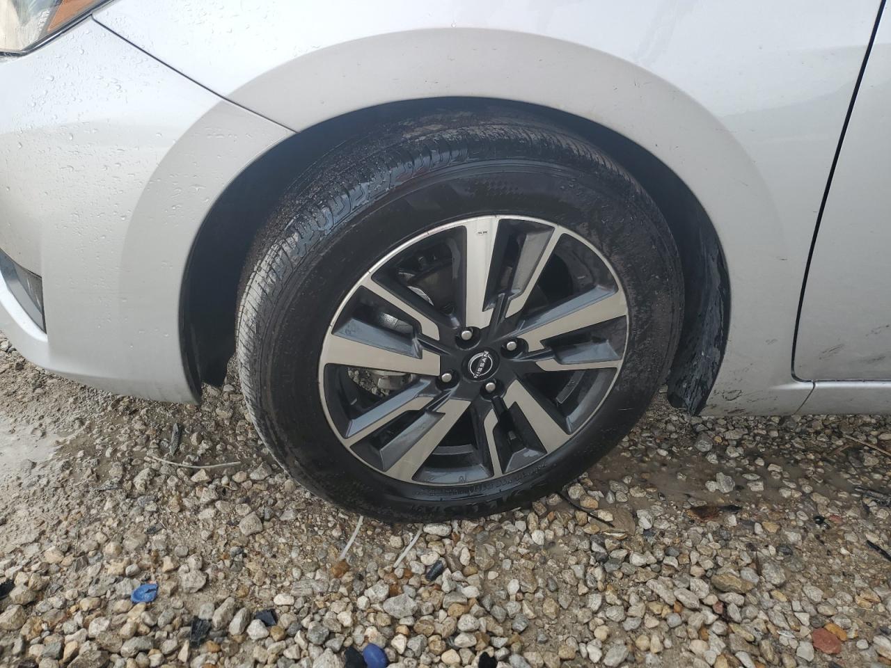 2025 Nissan Versa Sv Silver vin: 3N1CN8EV4SL853950 Damage: Left Front Wheel, Curb Rash, 2 To 3 Inches