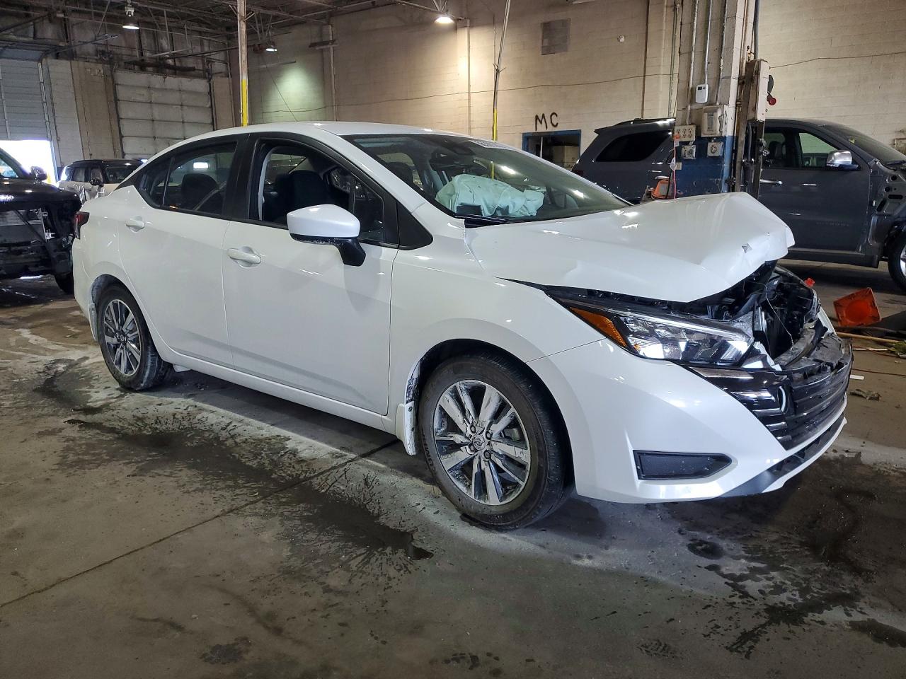 2025 Nissan Versa Sv White vin: 3N1CN8EV4SL871204
