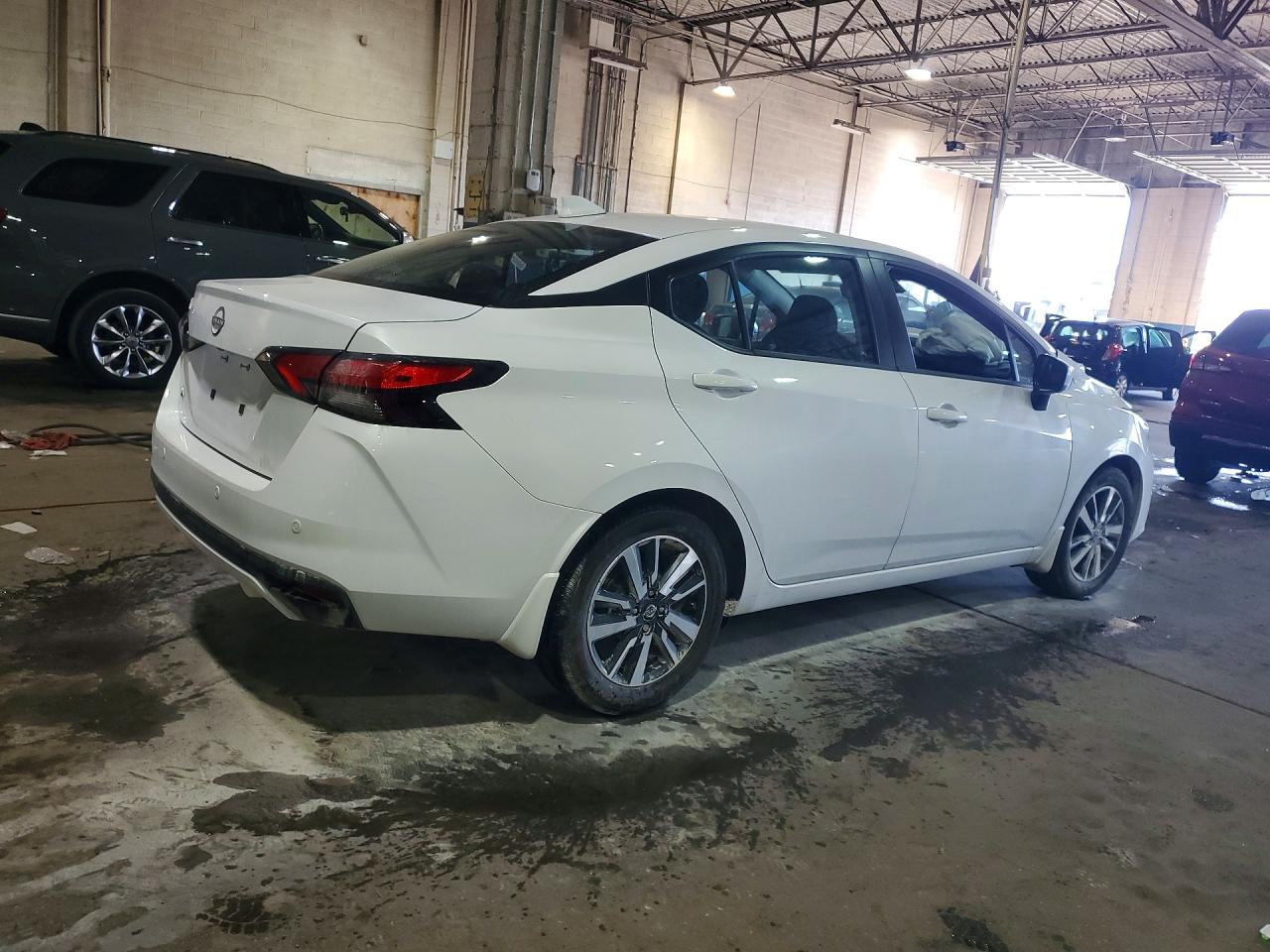 2025 Nissan Versa Sv White vin: 3N1CN8EV4SL871204