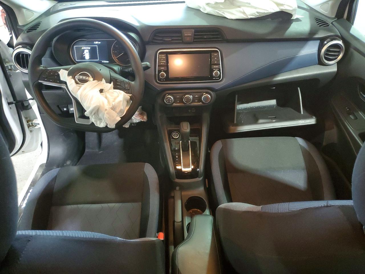 2025 Nissan Versa Sv White vin: 3N1CN8EV4SL871204