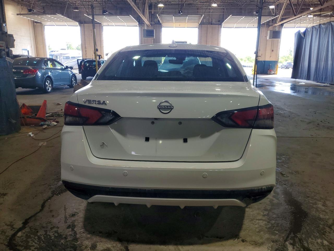 2025 Nissan Versa Sv White vin: 3N1CN8EV4SL871204