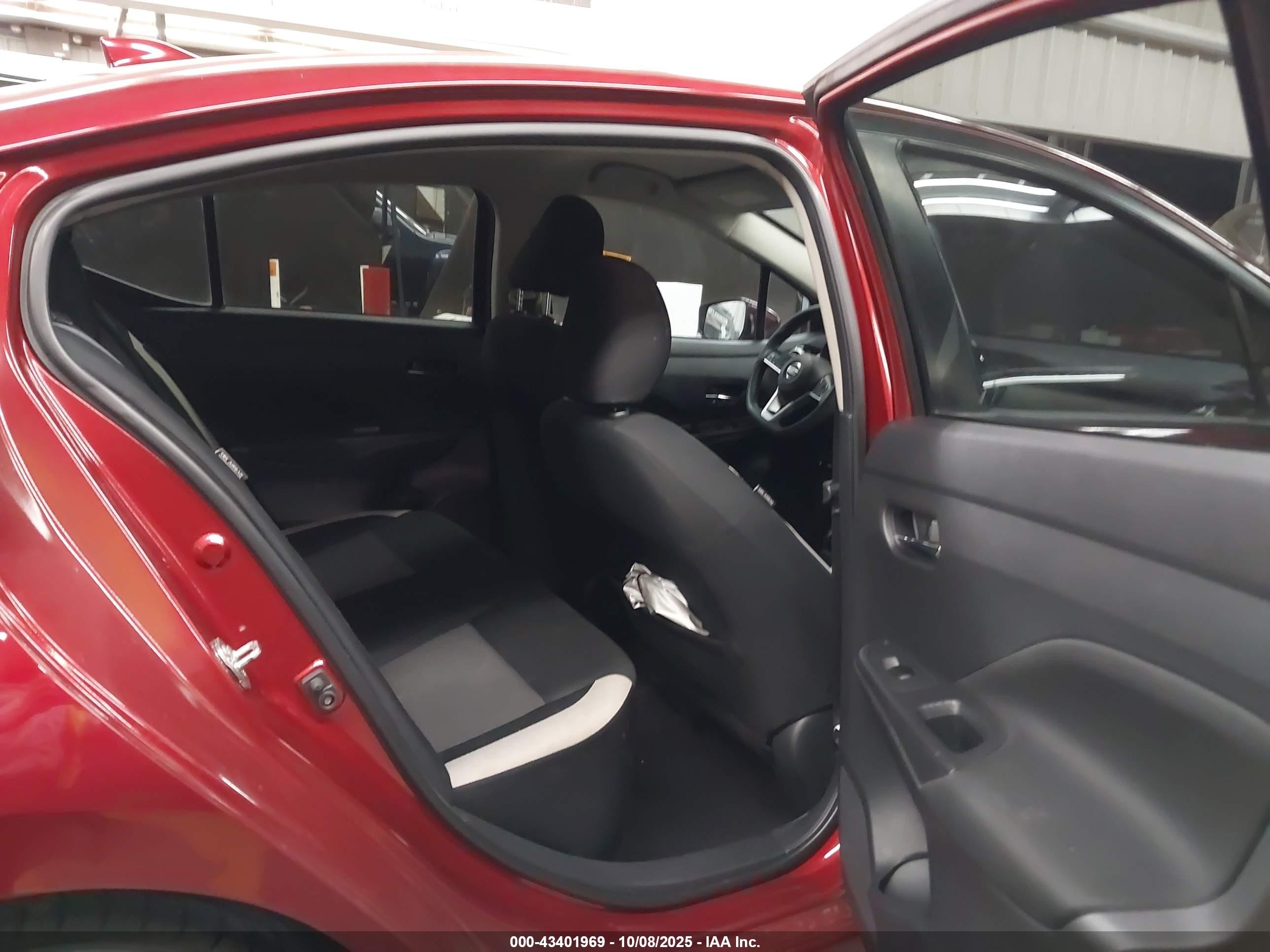 2021 Nissan Versa Sv Xtronic Cvt Красный vin: 3N1CN8EV7ML922178
