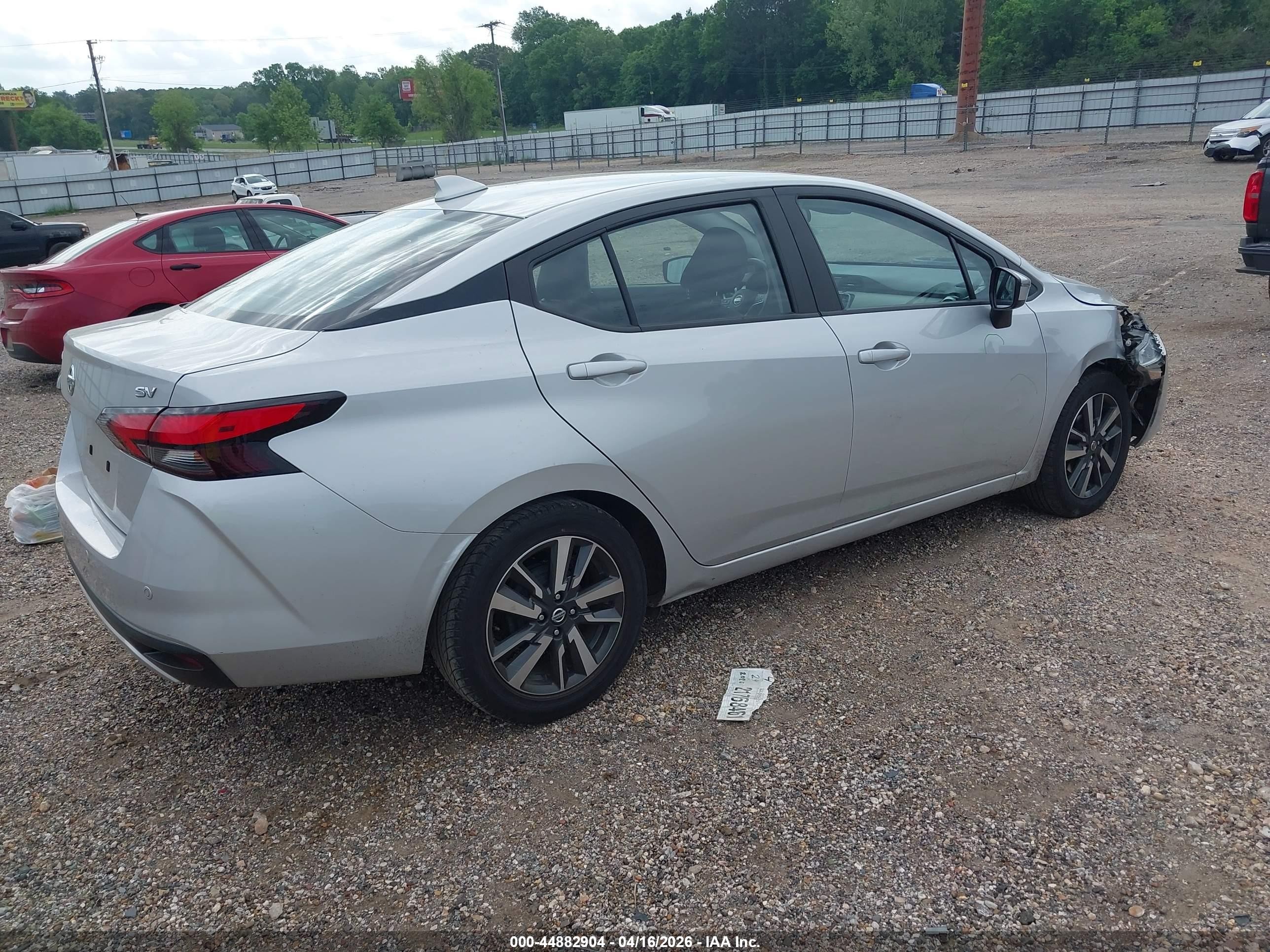 2021 Nissan Versa Sv Xtronic Cvt Silver vin: 3N1CN8EV8ML852867