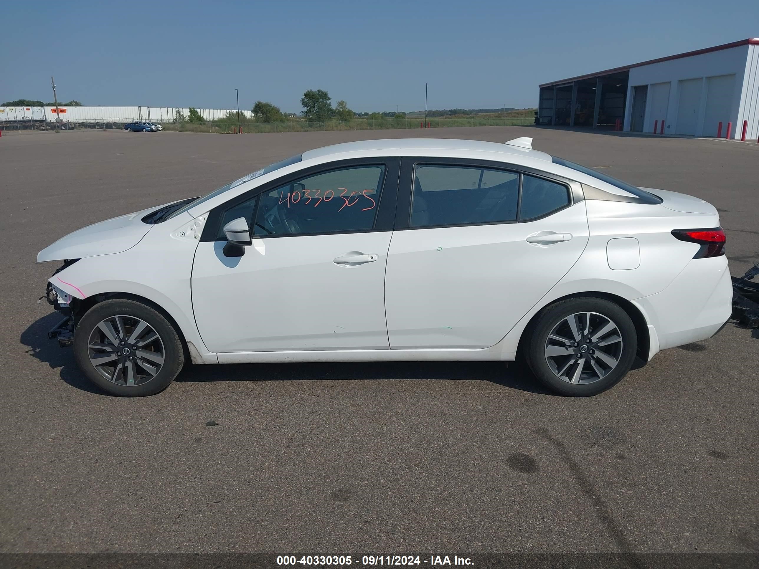 2021 Nissan Versa Sv Xtronic Cvt Белый vin: 3N1CN8EV8ML881558