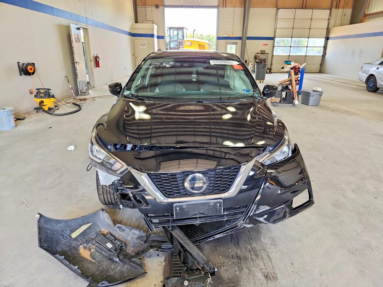 2021 Nissan Versa Sv Черный vin: 3N1CN8EV9ML866017