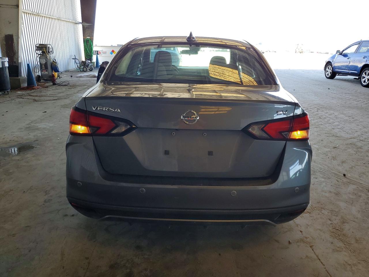 2020 Nissan Versa Sv Gray vin: 3N1CN8EVXLL817455