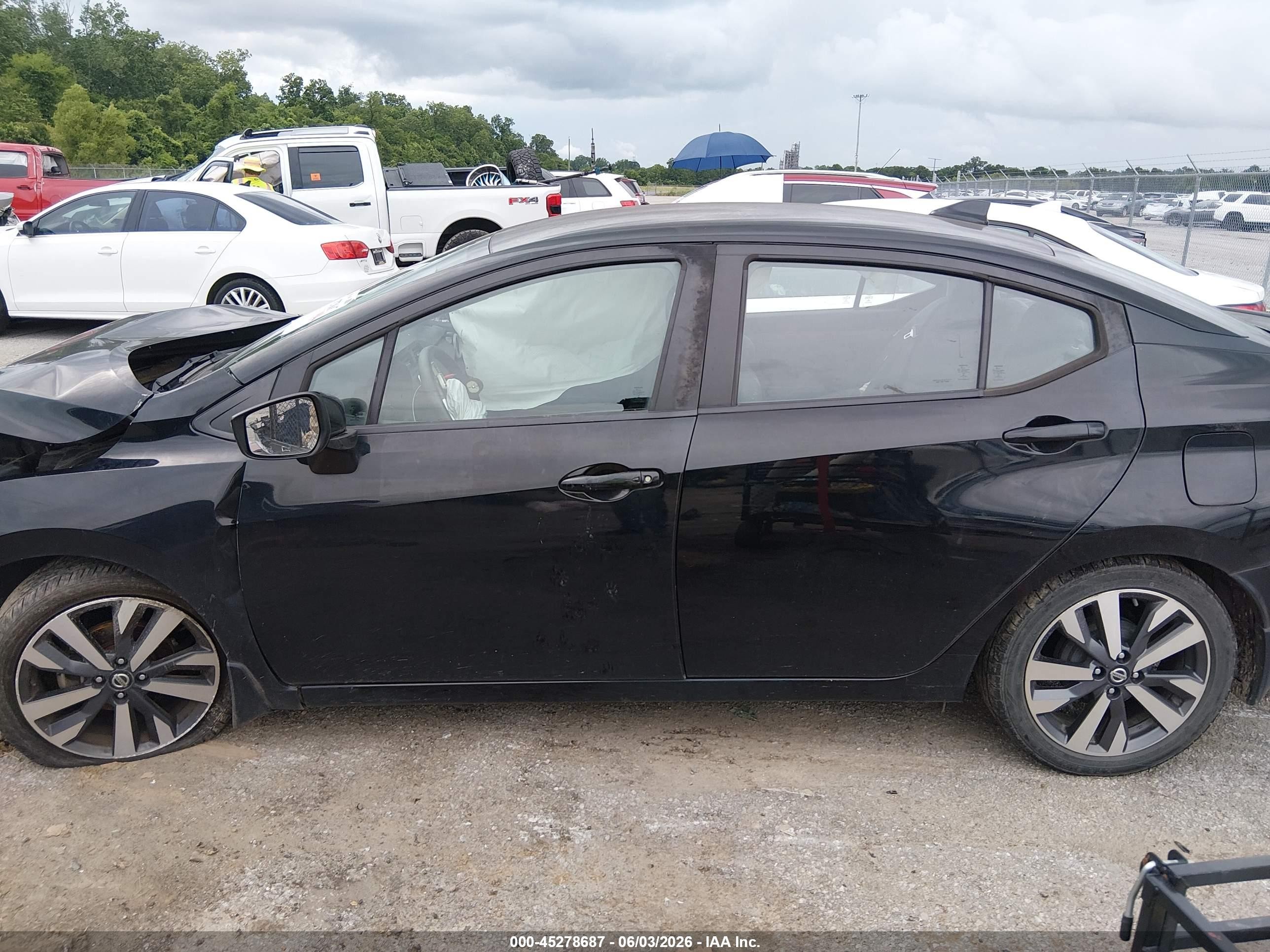 2020 Nissan Versa Sr Xtronic Cvt Black vin: 3N1CN8FV2LL810210