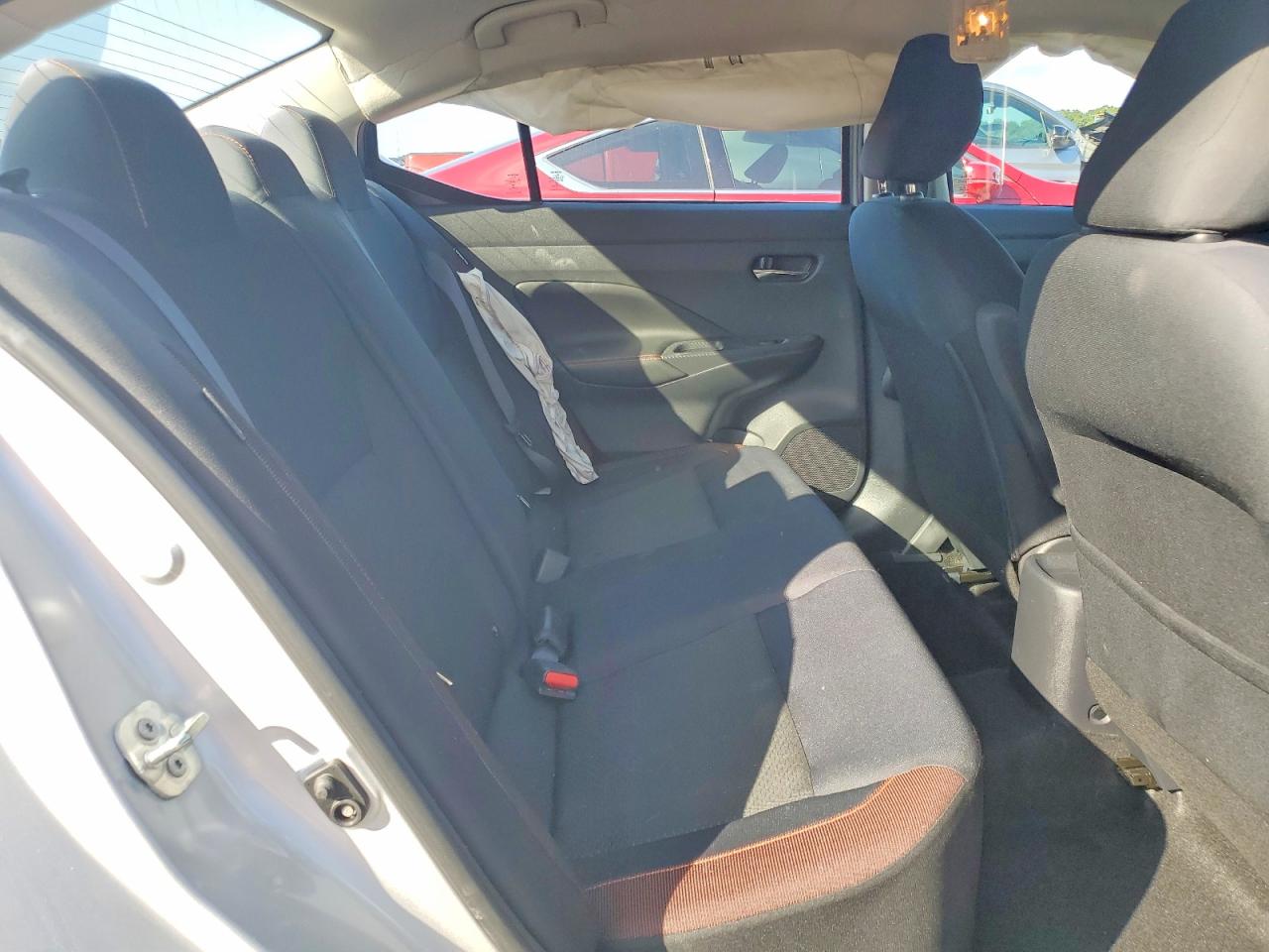 2020 Nissan Versa Sr Silver vin: 3N1CN8FV5LL804787