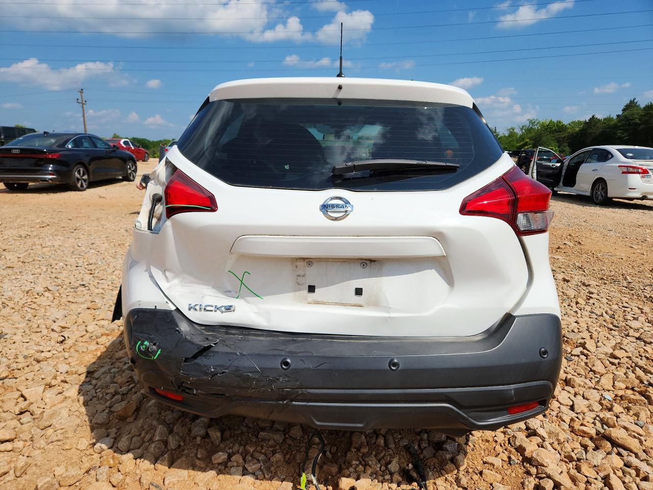 2020 Nissan Kicks S White vin: 3N1CP5BV0LL515685