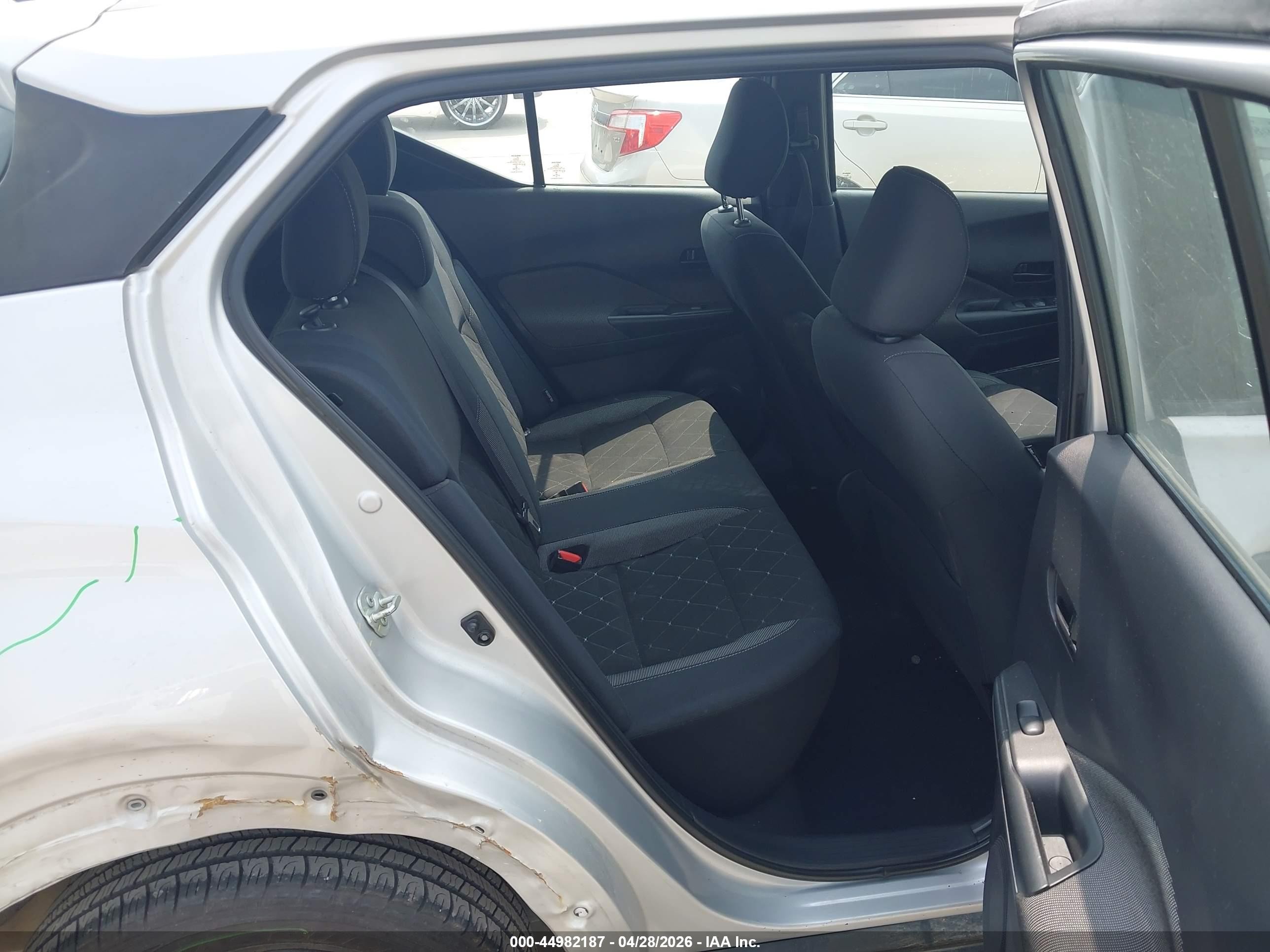 2020 Nissan Kicks S Xtronic Cvt Серебряный vin: 3N1CP5BV0LL574316
