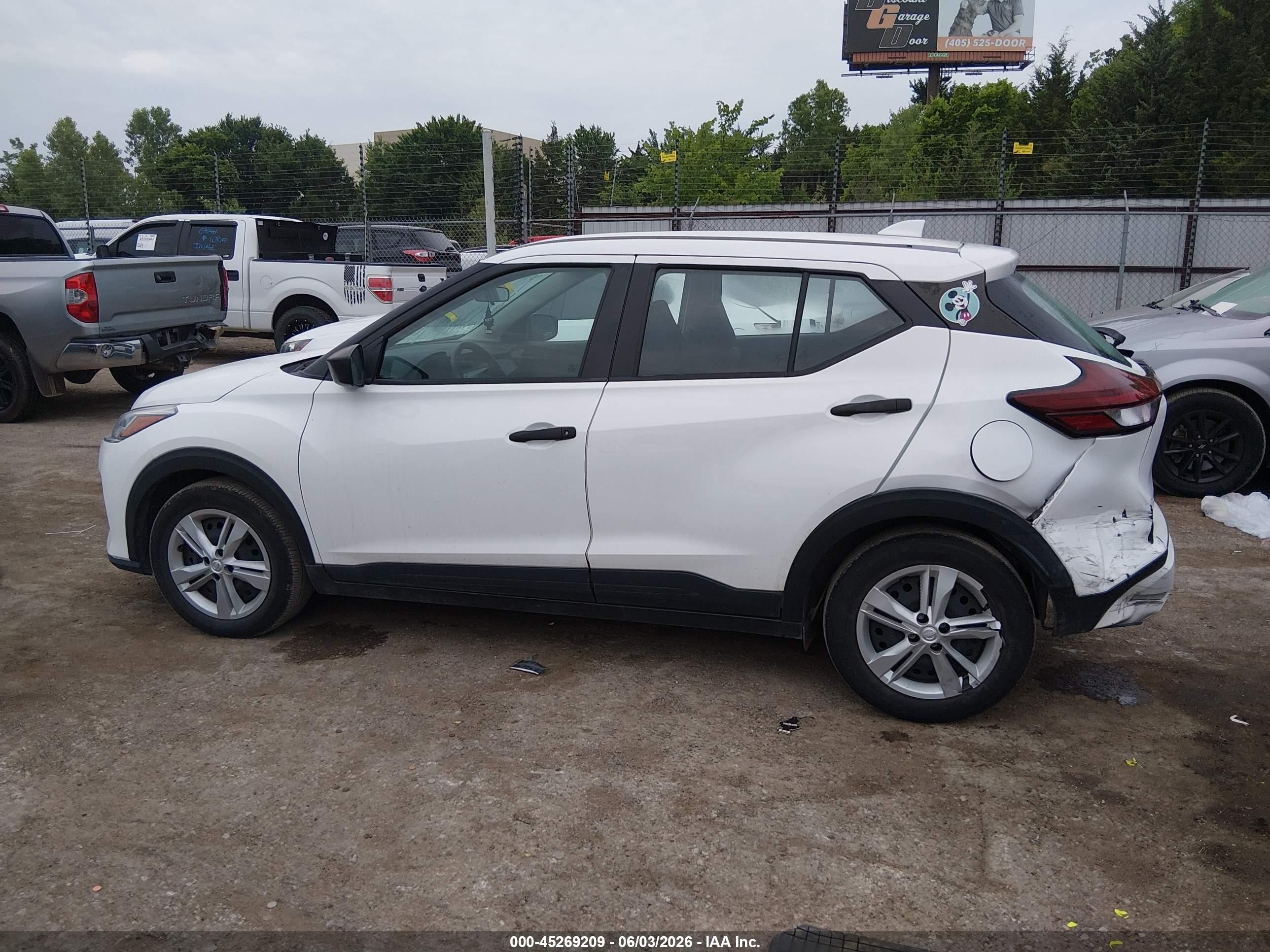 2024 Nissan Kicks S Xtronic Cvt White vin: 3N1CP5BV0RL532107