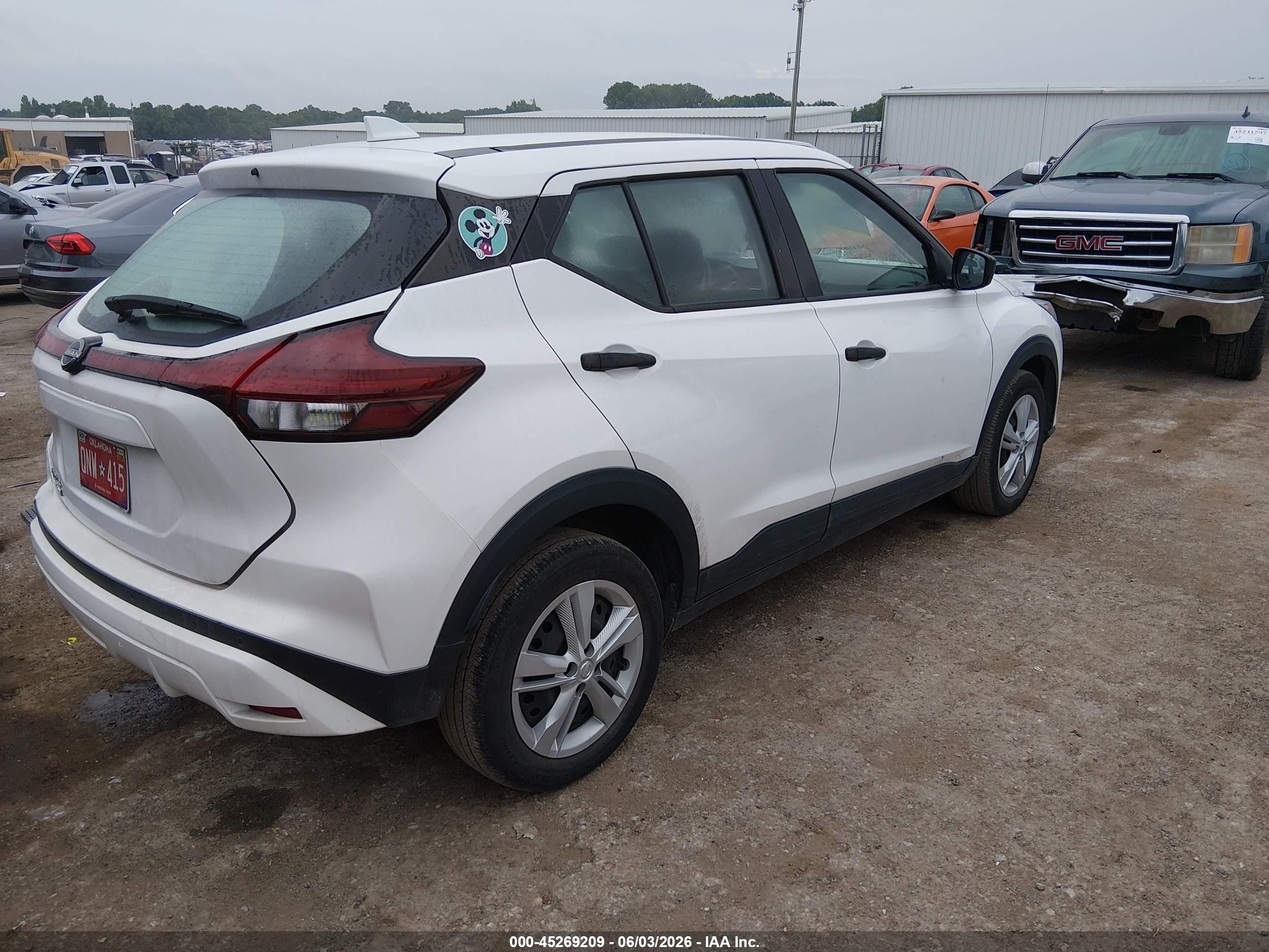 2024 Nissan Kicks S Xtronic Cvt White vin: 3N1CP5BV0RL532107
