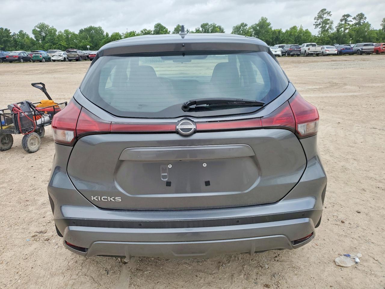 2024 Nissan Kicks S Gray vin: 3N1CP5BV0RL557850