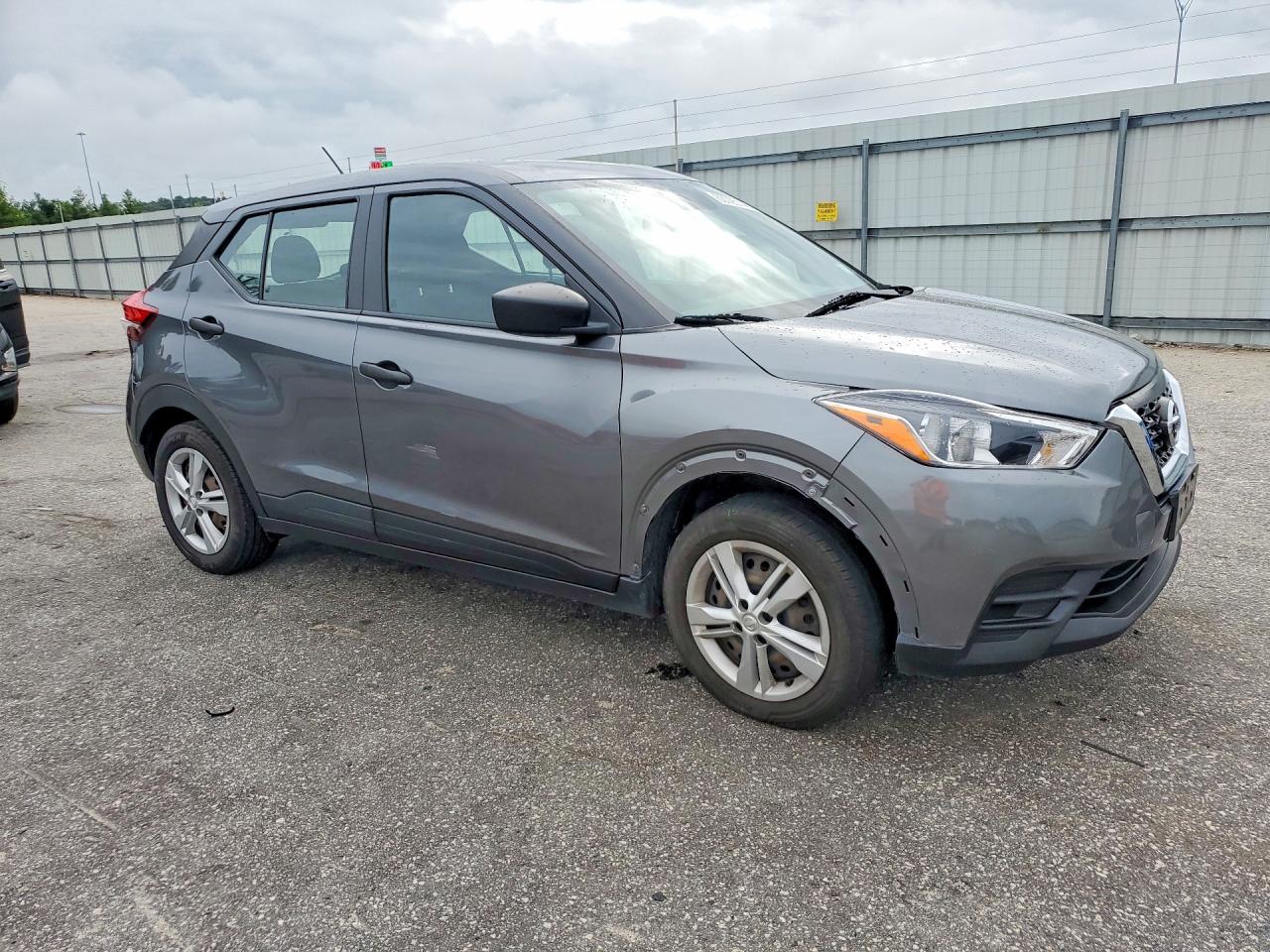 2020 Nissan Kicks S Серый vin: 3N1CP5BV1LL477190
