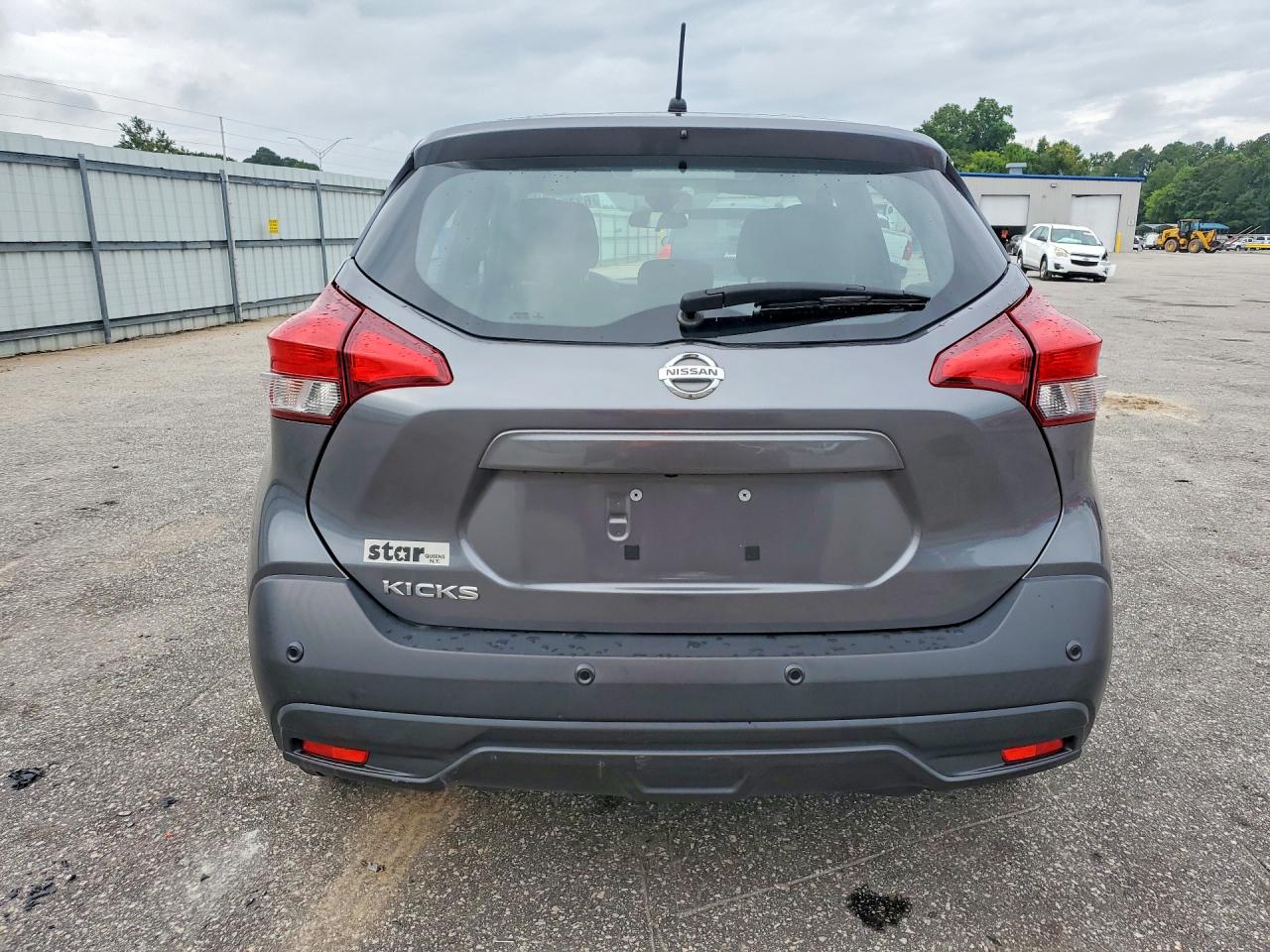 2020 Nissan Kicks S Серый vin: 3N1CP5BV1LL477190