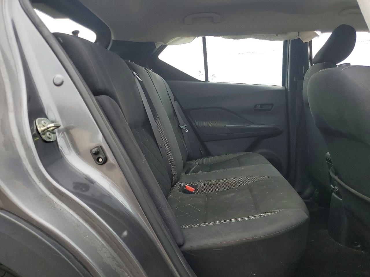 2020 Nissan Kicks S Gray vin: 3N1CP5BV2LL495813