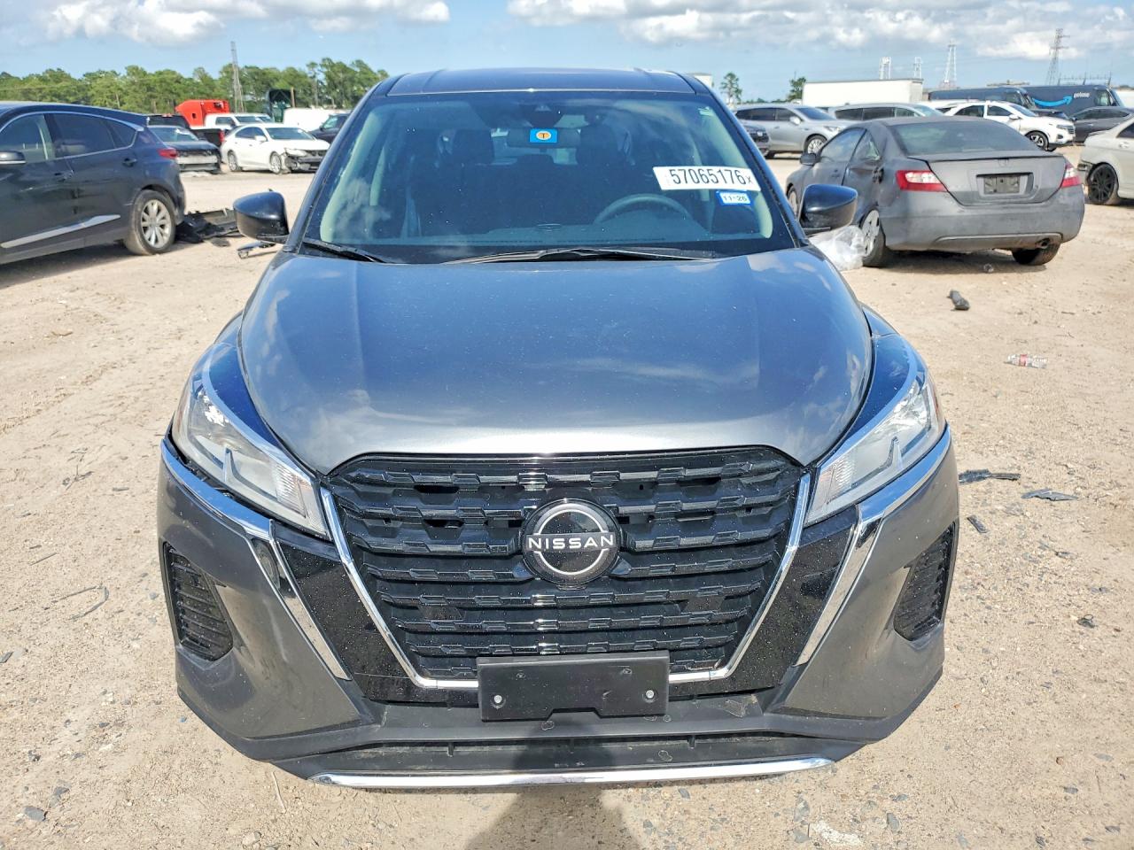 2024 Nissan Kicks S Silver vin: 3N1CP5BV2RL583916