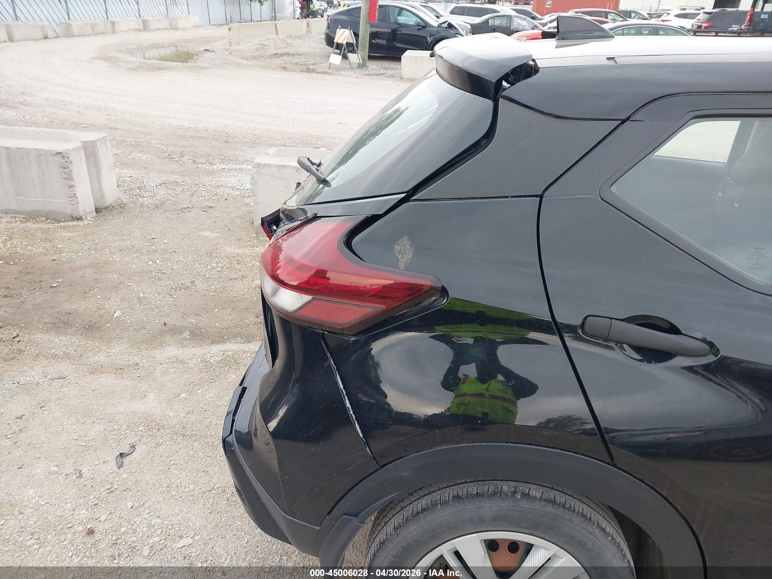 2021 Nissan Kicks S Xtronic Cvt Черный vin: 3N1CP5BV3ML509526