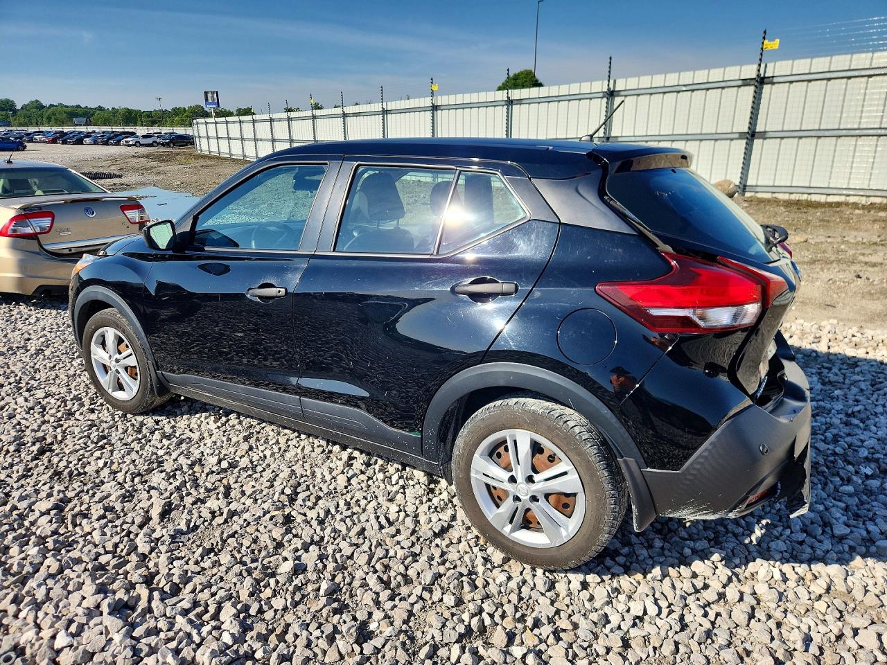 2020 Nissan Kicks S Black vin: 3N1CP5BV4LL484201