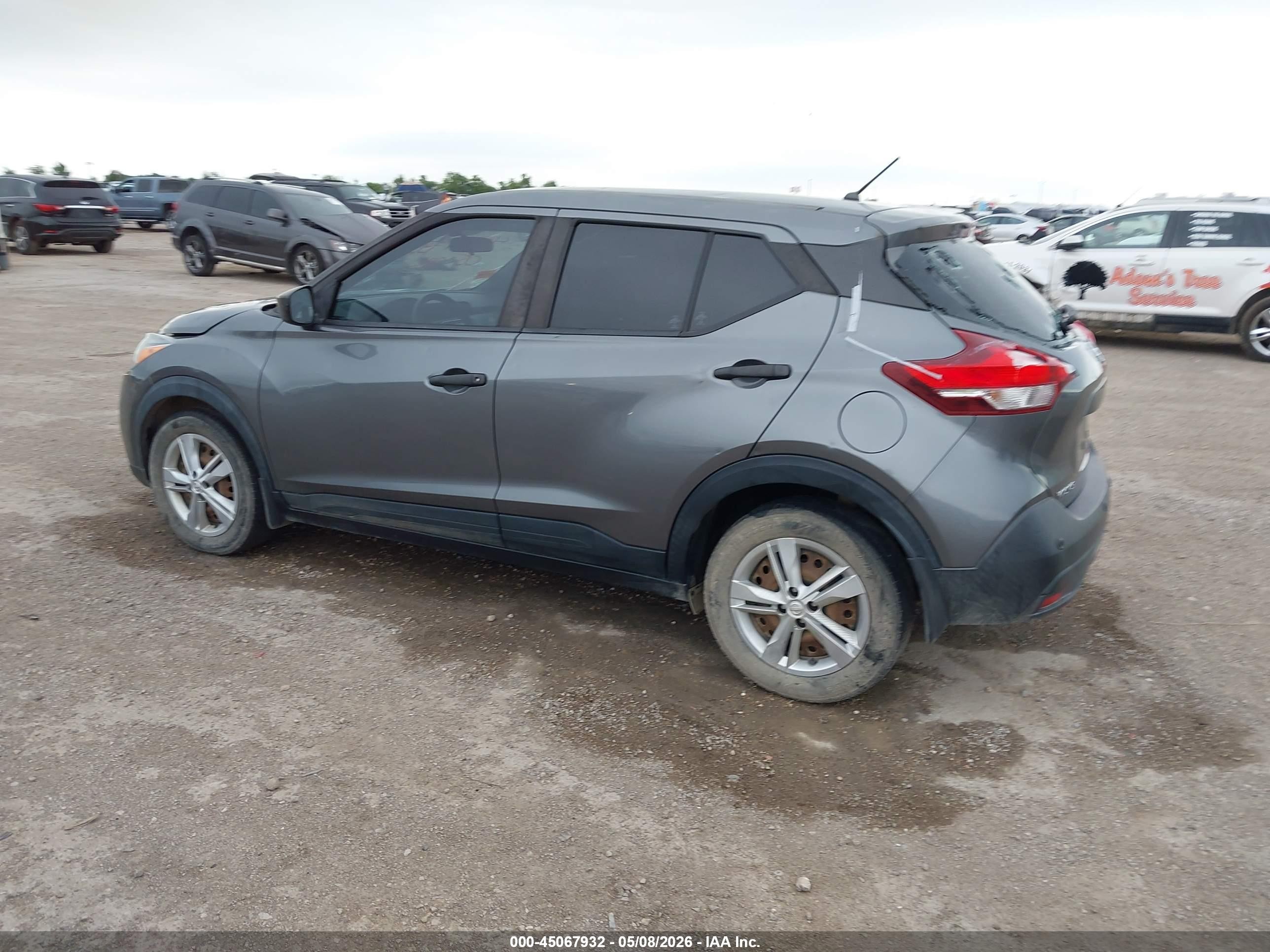 2020 Nissan Kicks S Xtronic Cvt Gray vin: 3N1CP5BV4LL552108
