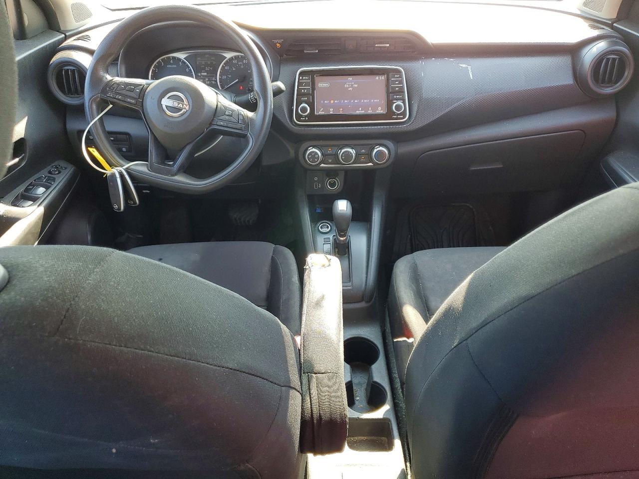 2023 Nissan Kicks S White vin: 3N1CP5BV4PL494152