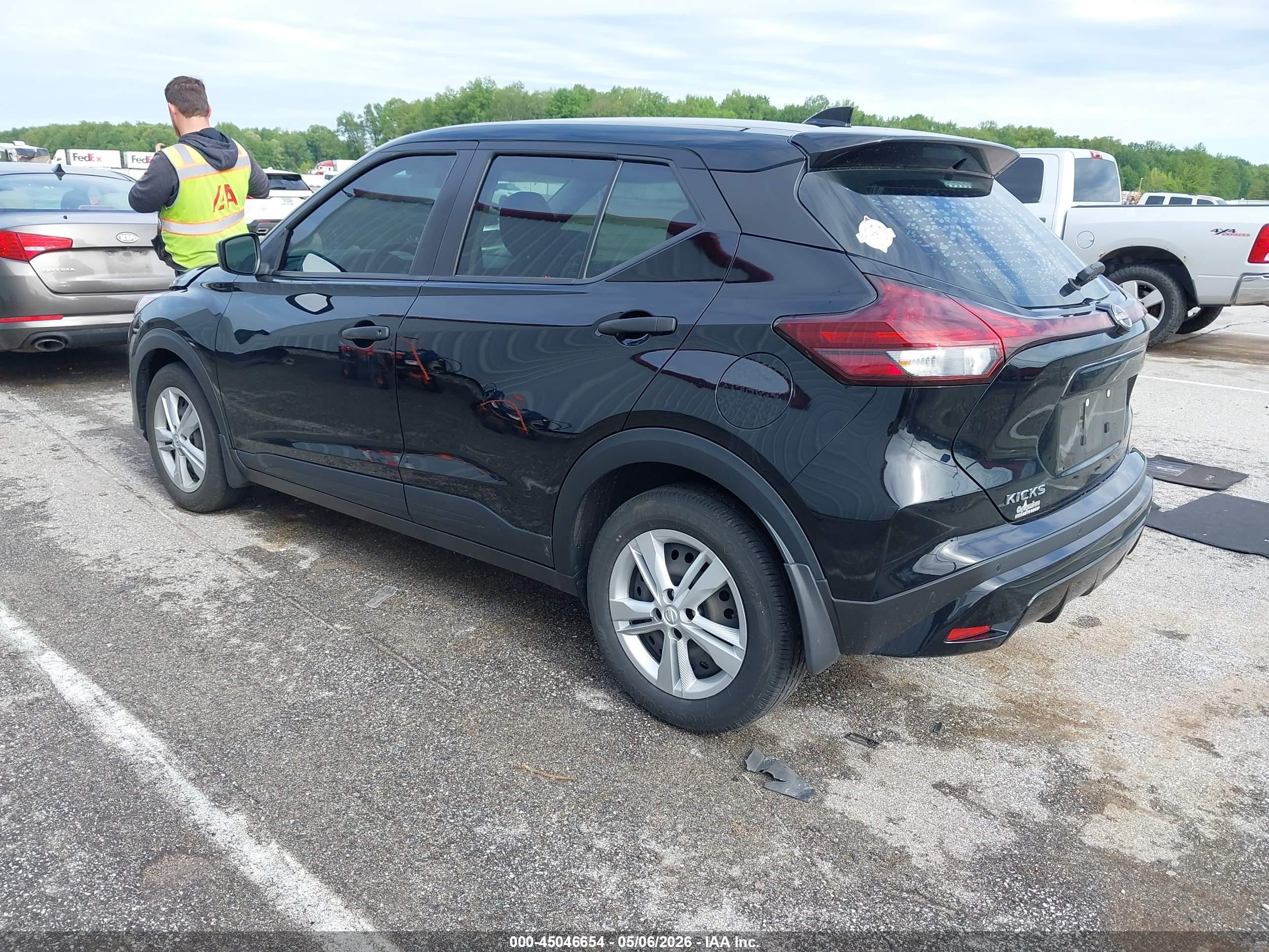 2024 Nissan Kicks S Xtronic Cvt Black vin: 3N1CP5BV5RL518090