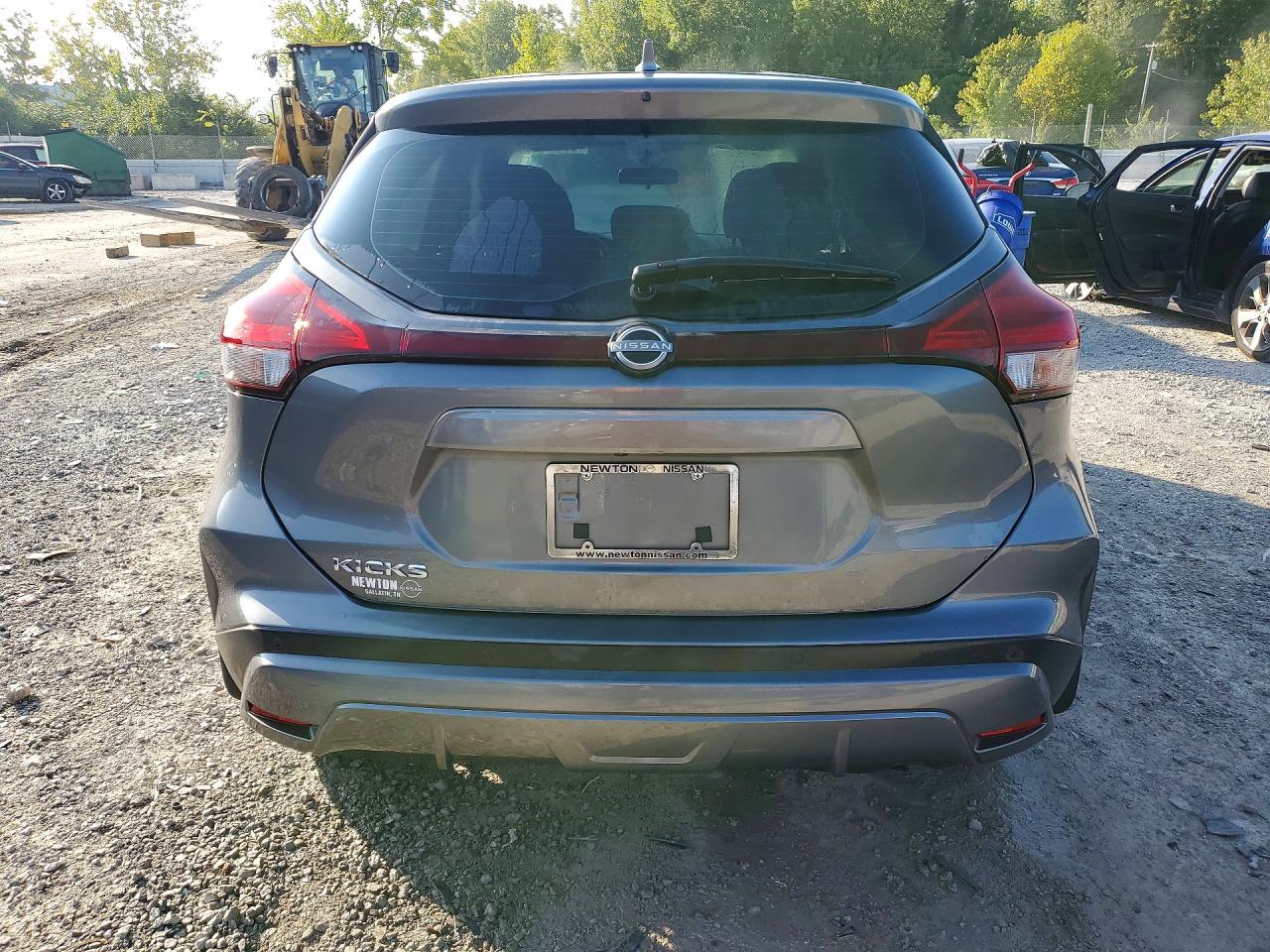 2024 Nissan Kicks S Gray vin: 3N1CP5BV5RL593548