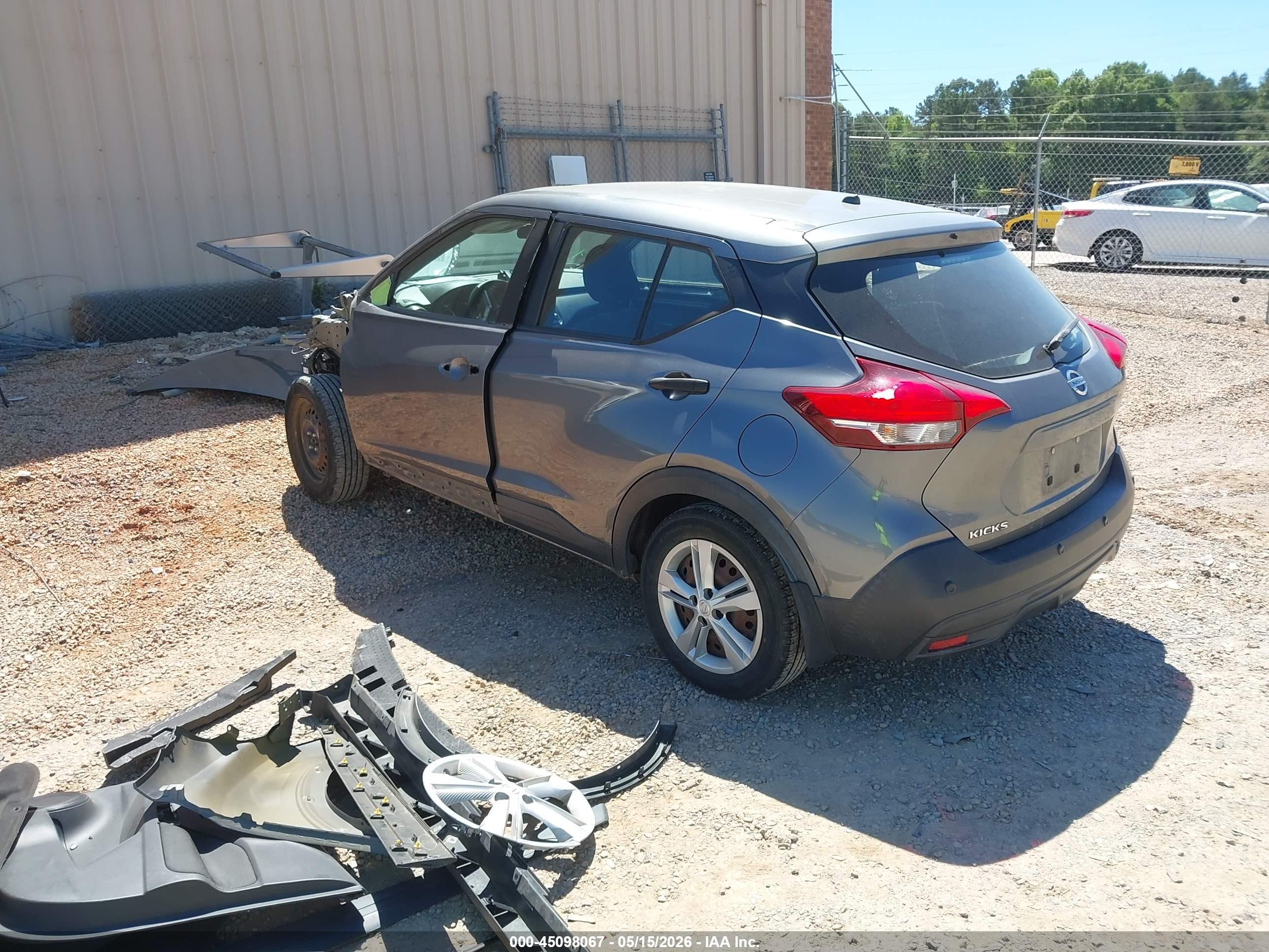 2020 Nissan Kicks S Xtronic Cvt Gray vin: 3N1CP5BV6LL534645