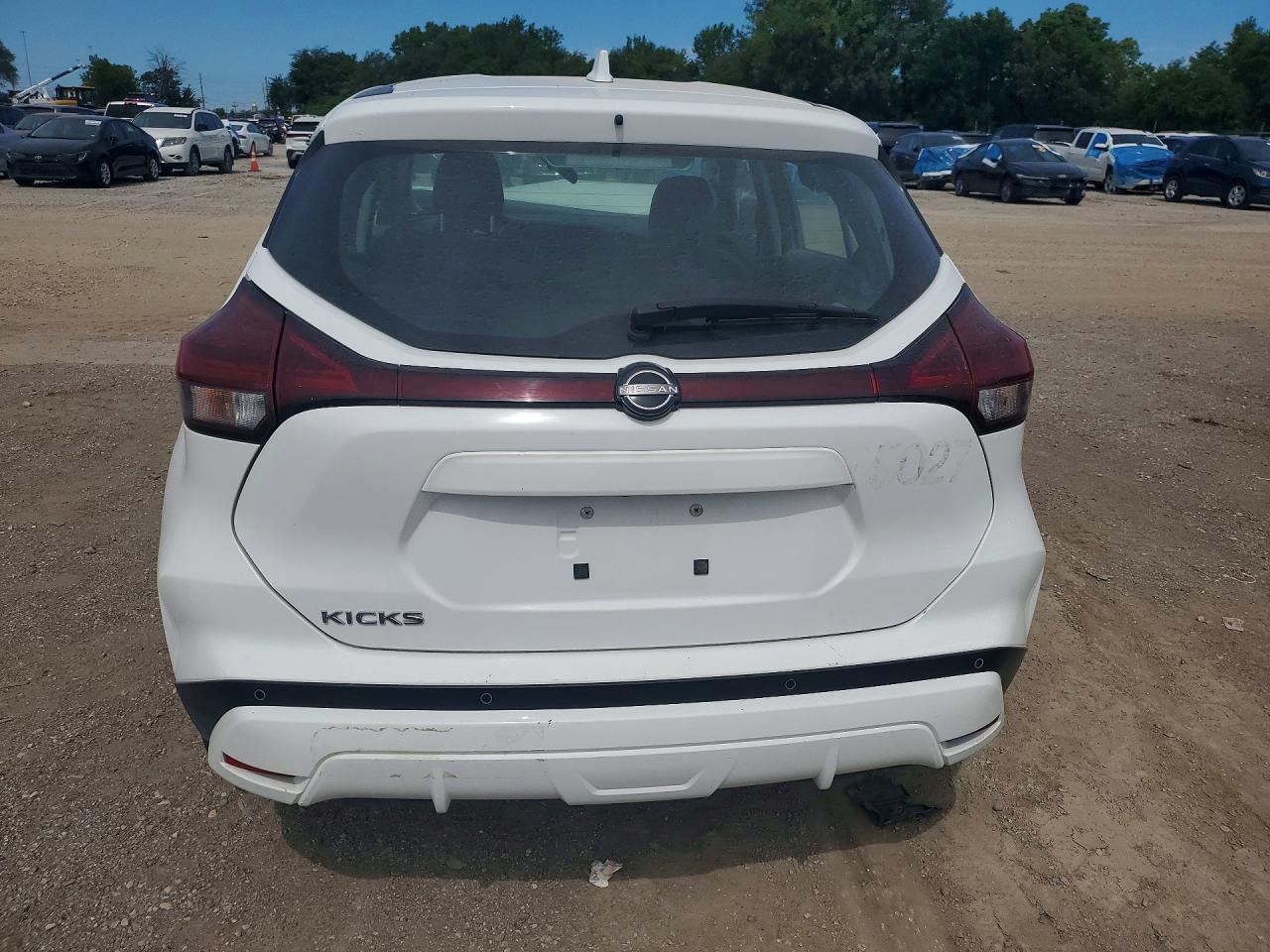 2022 Nissan Kicks S White vin: 3N1CP5BV6NL488740