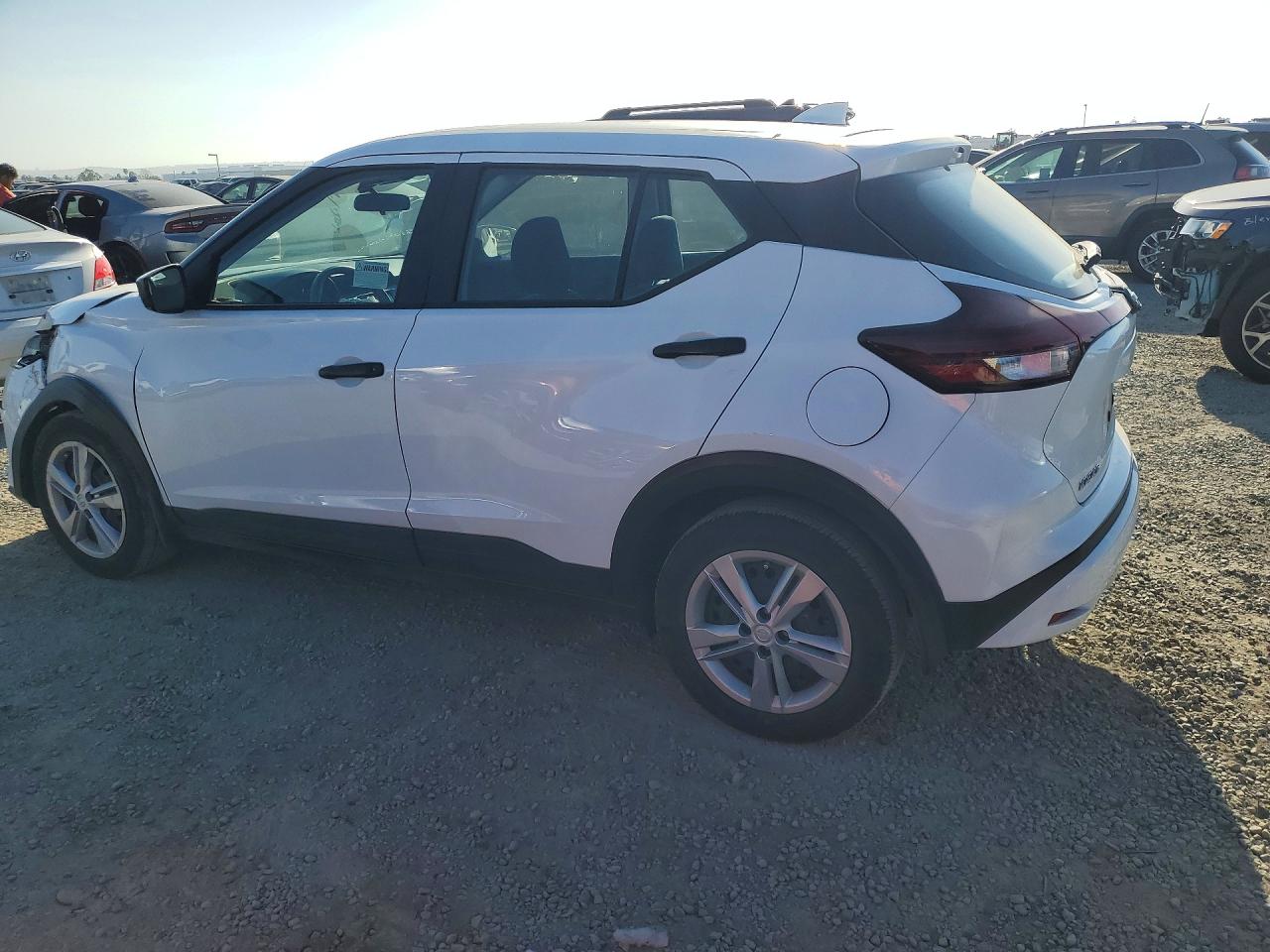 2024 Nissan Kicks S White vin: 3N1CP5BV6RL501900