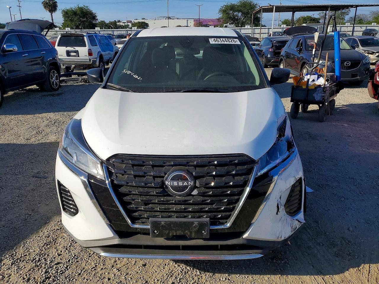 2024 Nissan Kicks S White vin: 3N1CP5BV6RL501900