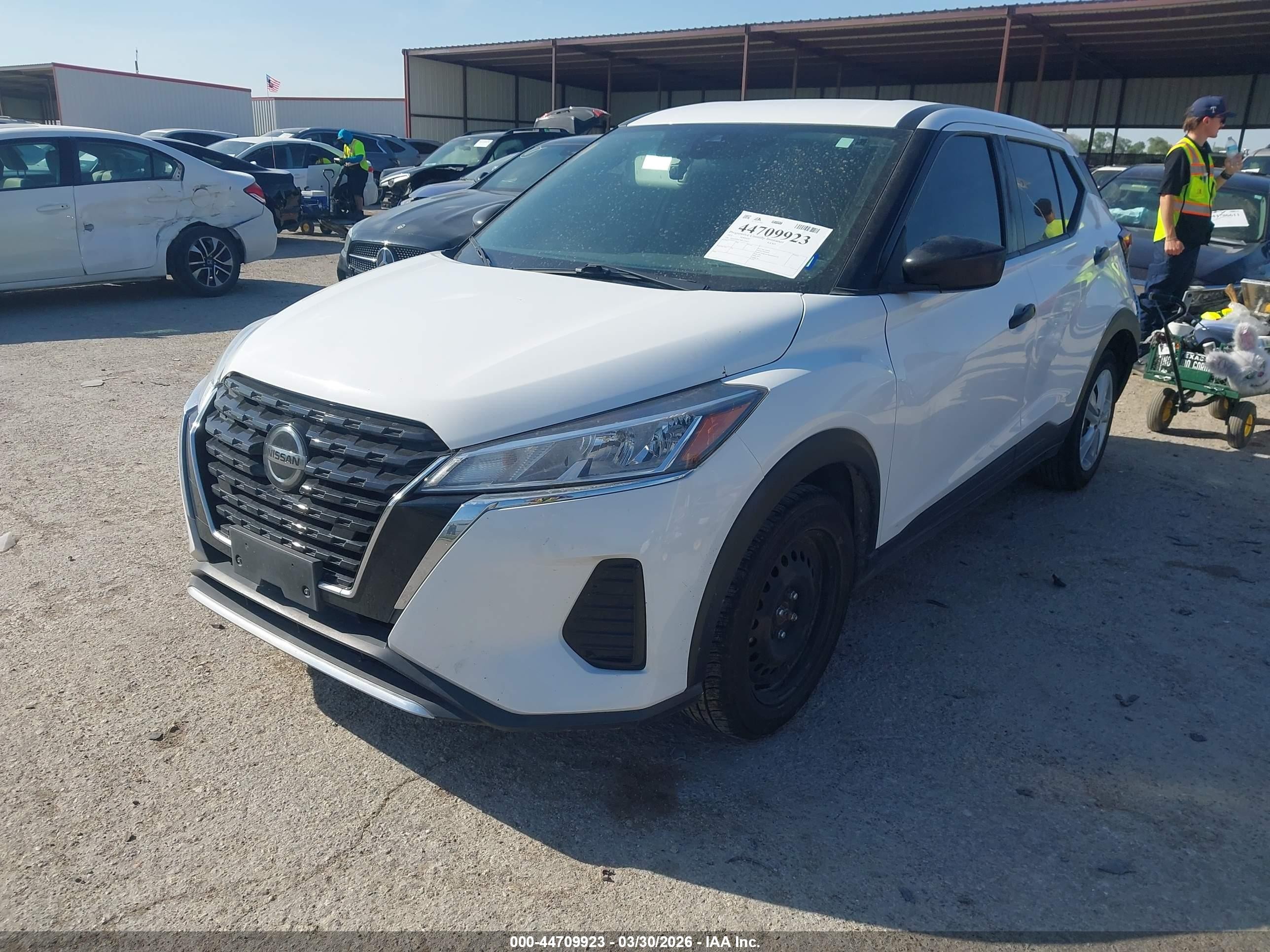 2021 Nissan Kicks S Xtronic Cvt White vin: 3N1CP5BV7ML511411