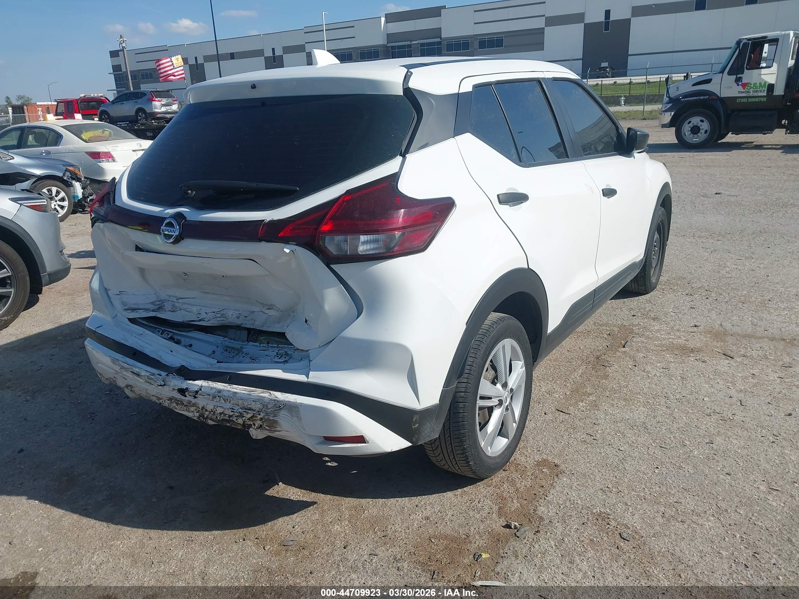 2021 Nissan Kicks S Xtronic Cvt White vin: 3N1CP5BV7ML511411