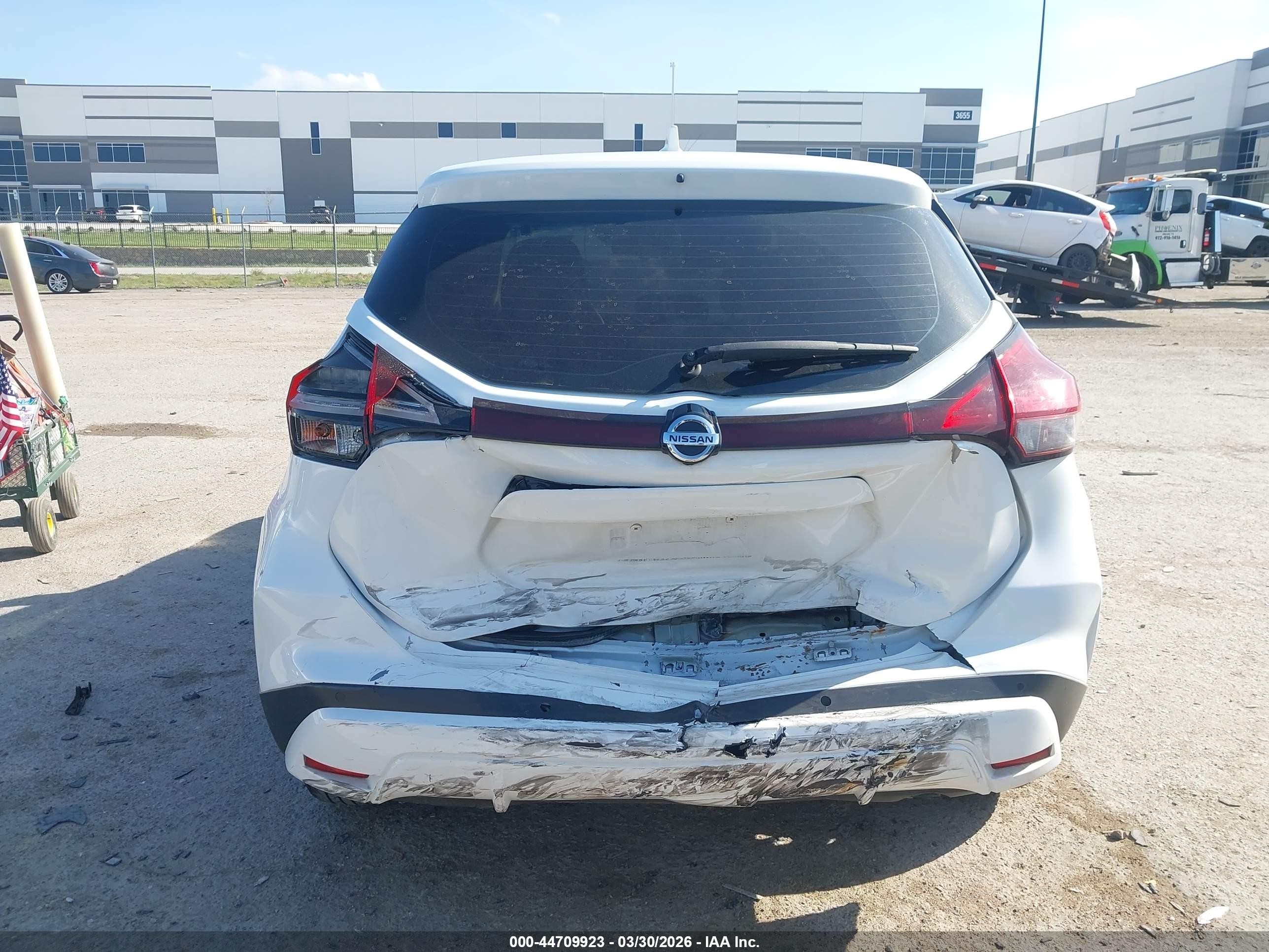 2021 Nissan Kicks S Xtronic Cvt White vin: 3N1CP5BV7ML511411