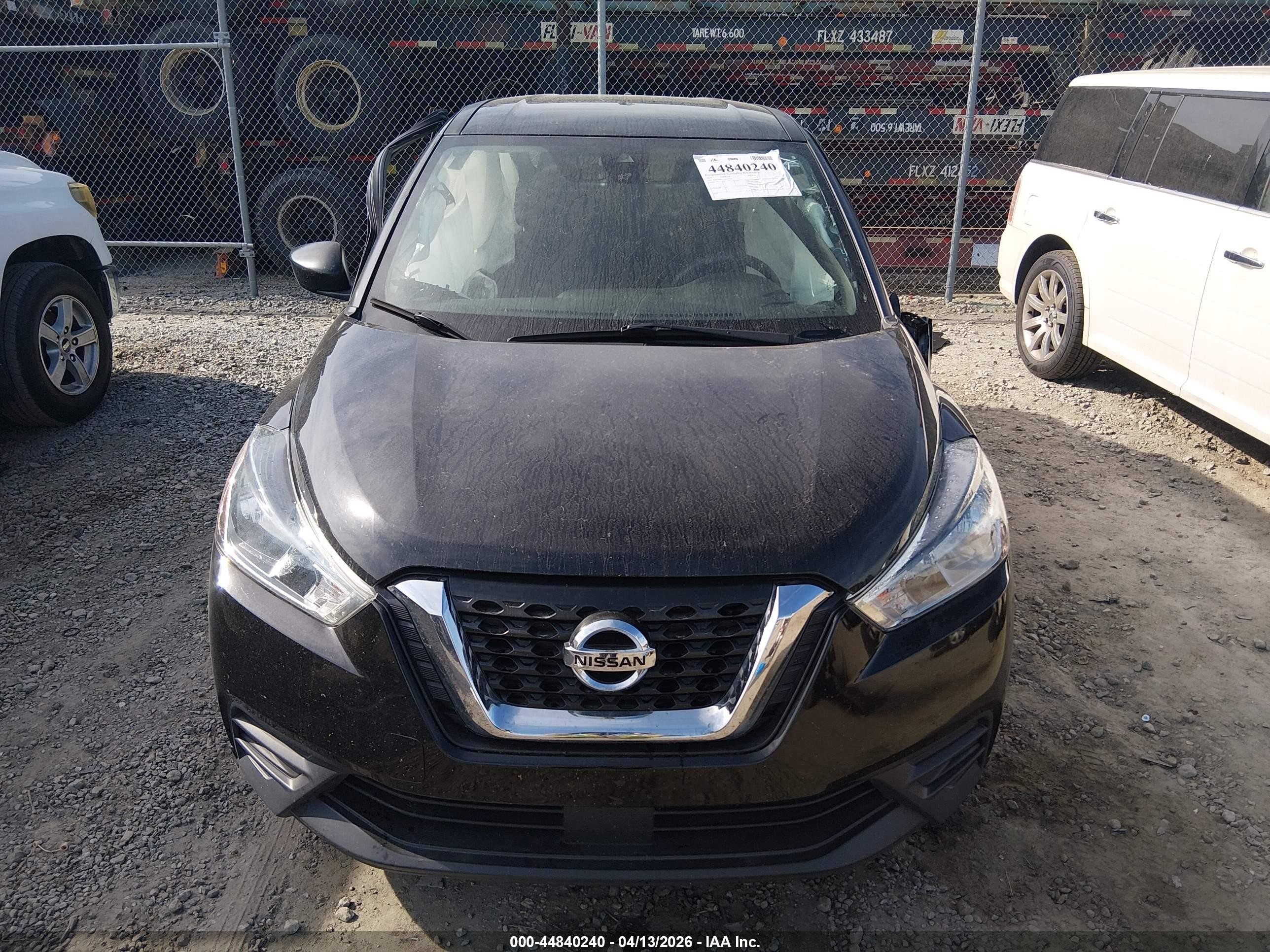 2020 Nissan Kicks S Xtronic Cvt Черный vin: 3N1CP5BV9LL558518
