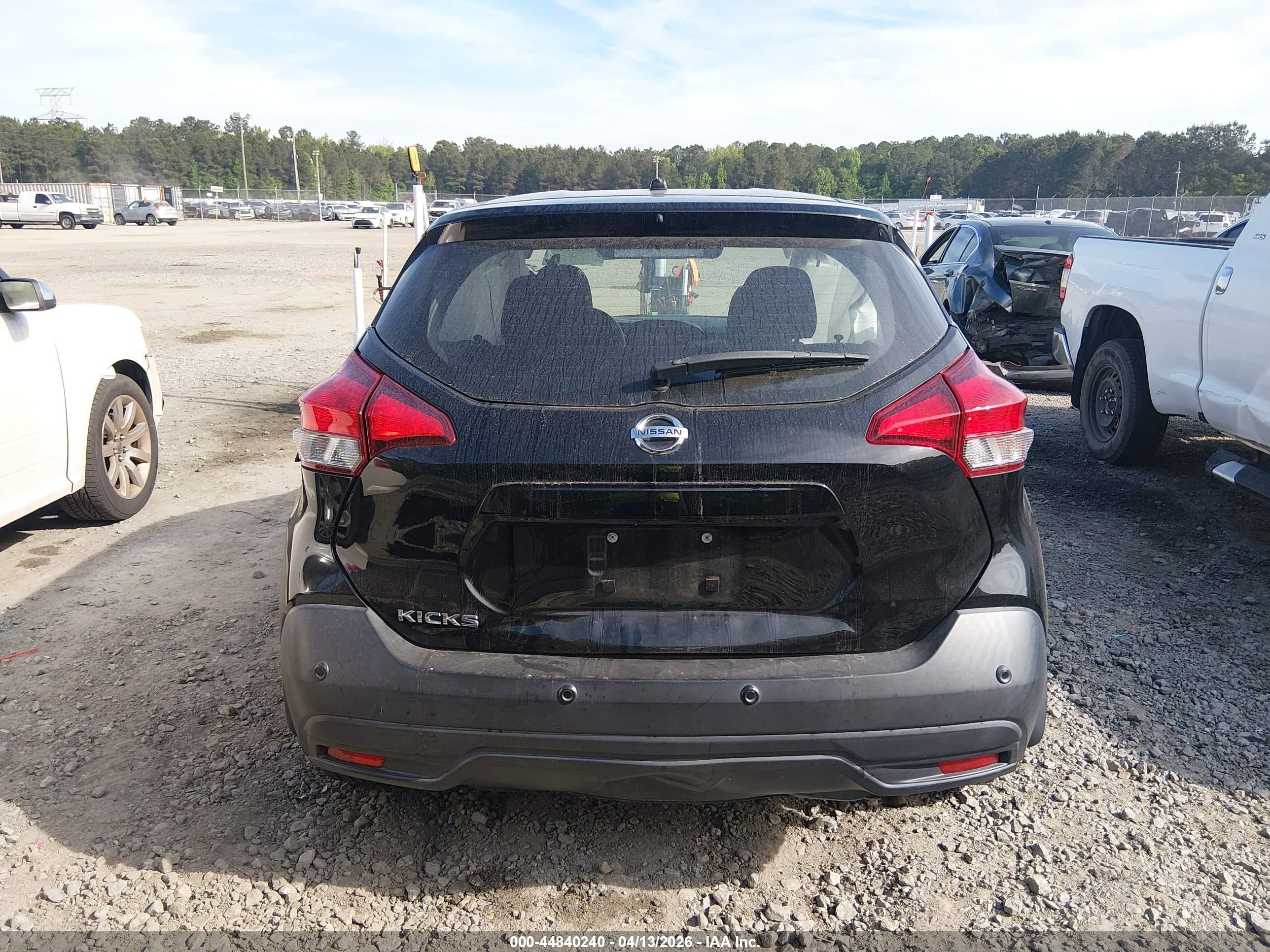 2020 Nissan Kicks S Xtronic Cvt Черный vin: 3N1CP5BV9LL558518