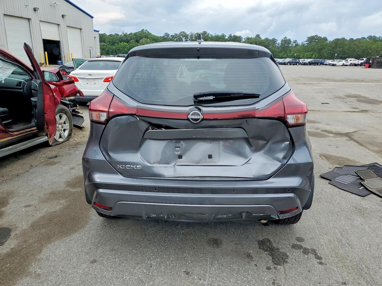 2024 Nissan Kicks S Charcoal vin: 3N1CP5BV9RL594444