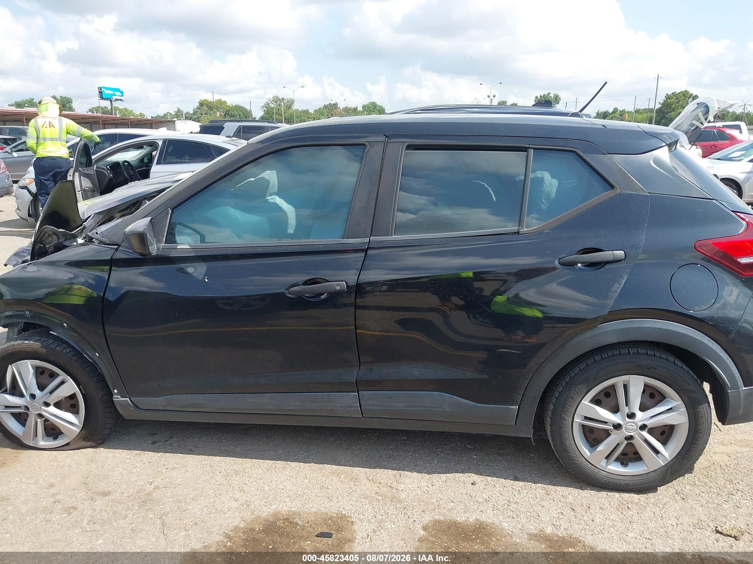 2020 Nissan Kicks S Xtronic Cvt Black vin: 3N1CP5BVXLL479410