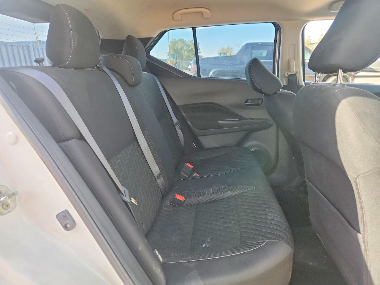 2021 Nissan Kicks S White vin: 3N1CP5BVXML508213