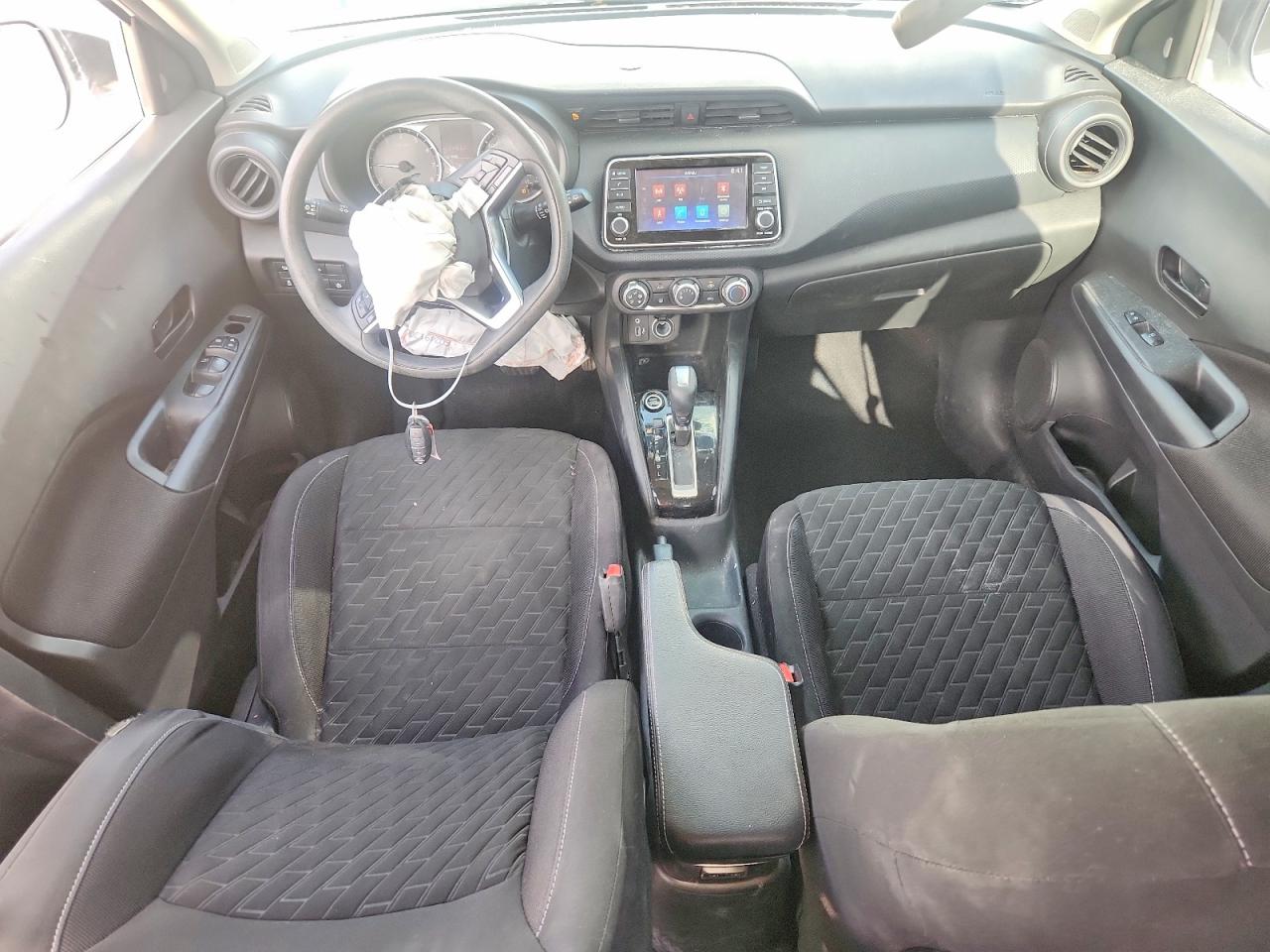 2021 Nissan Kicks S White vin: 3N1CP5BVXML508213