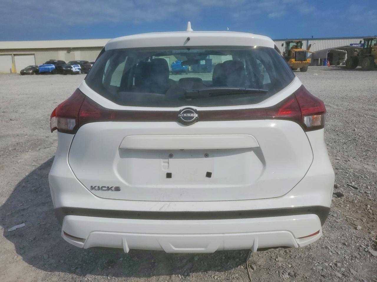2022 Nissan Kicks S White vin: 3N1CP5BVXNL521108