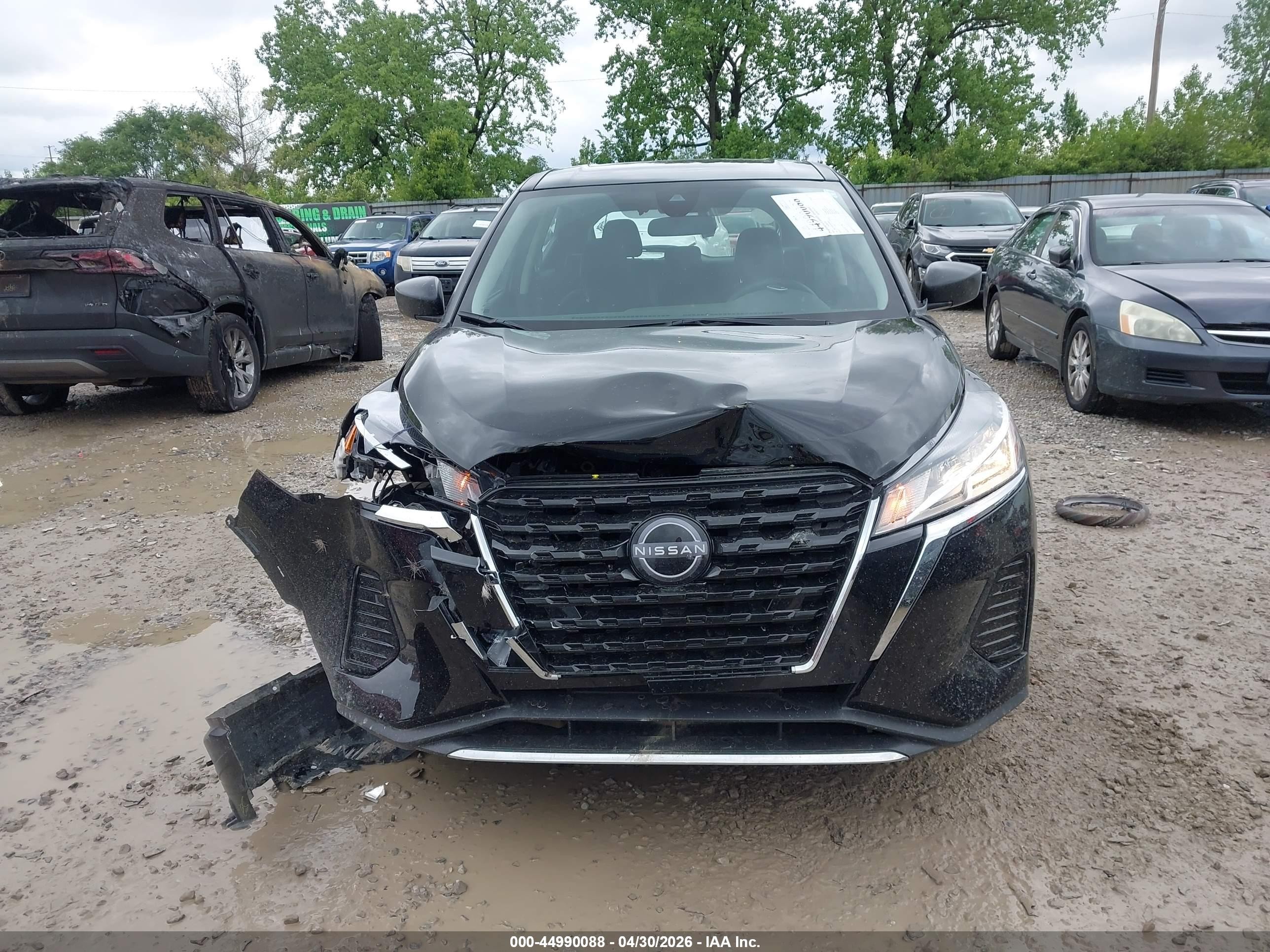 2025 Nissan Kicks Play S Black vin: 3N1CP5BVXSL483813