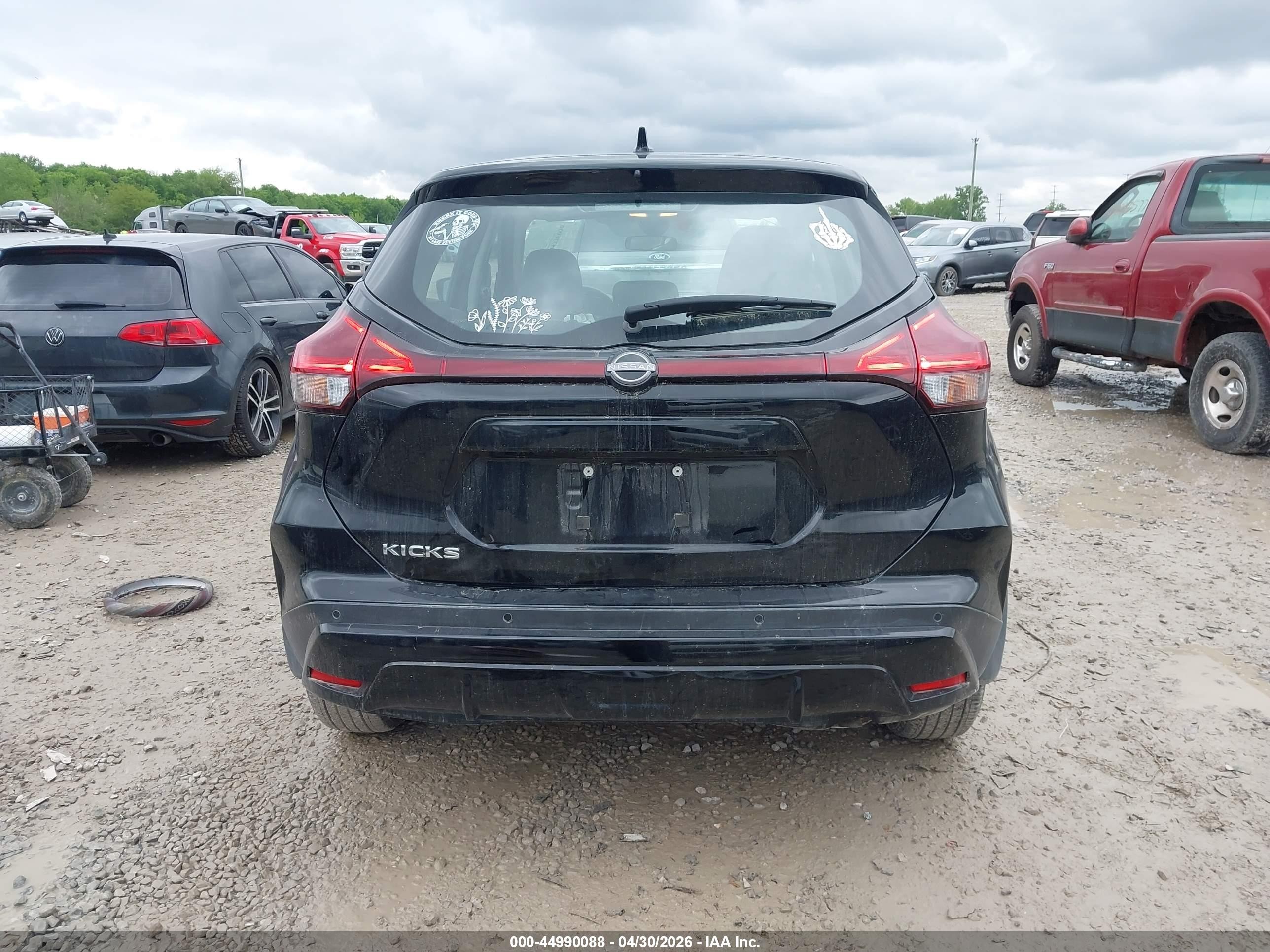 2025 Nissan Kicks Play S Black vin: 3N1CP5BVXSL483813
