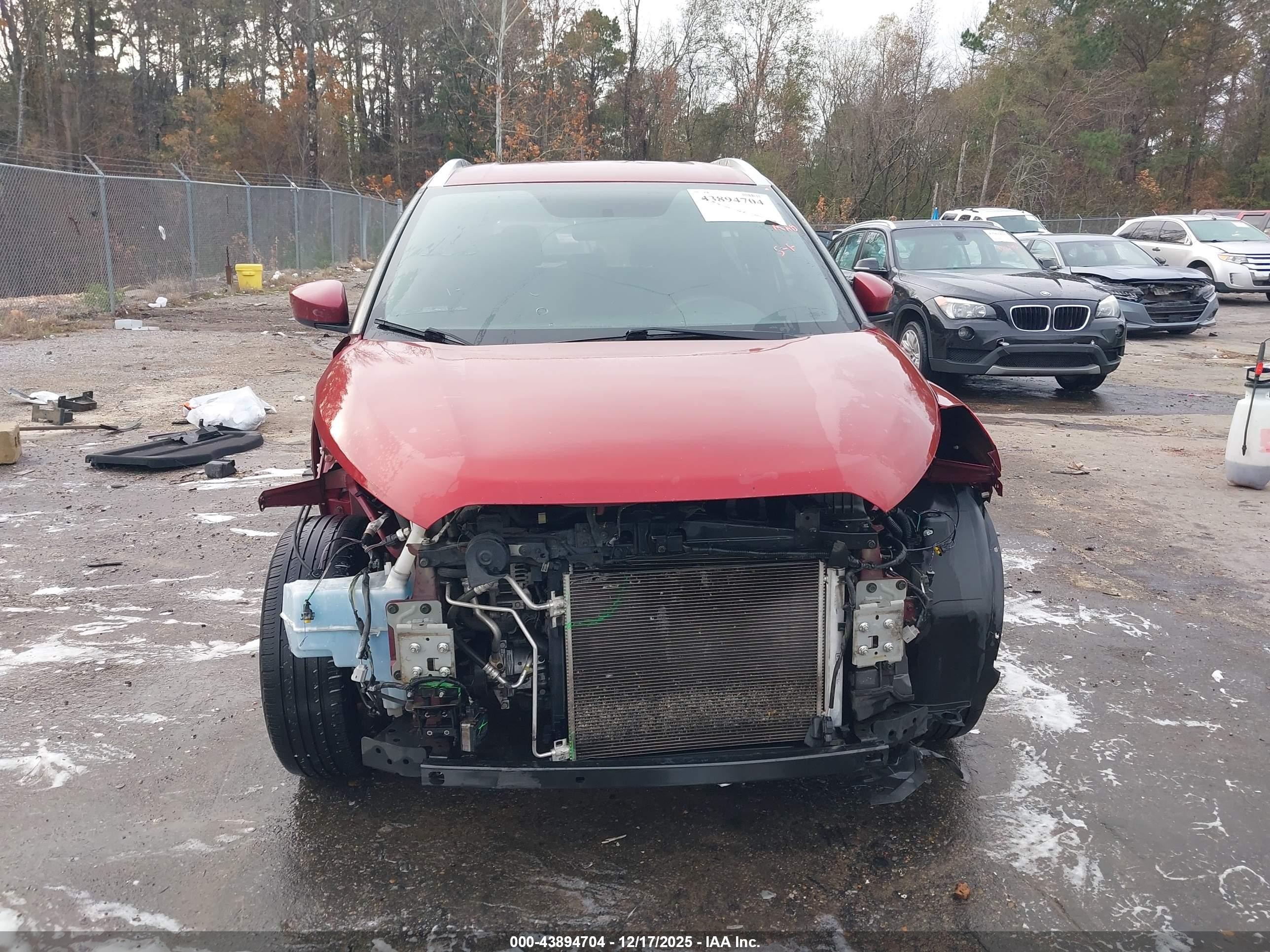 2018 Nissan Kicks Sv Red vin: 3N1CP5CU0JL525071