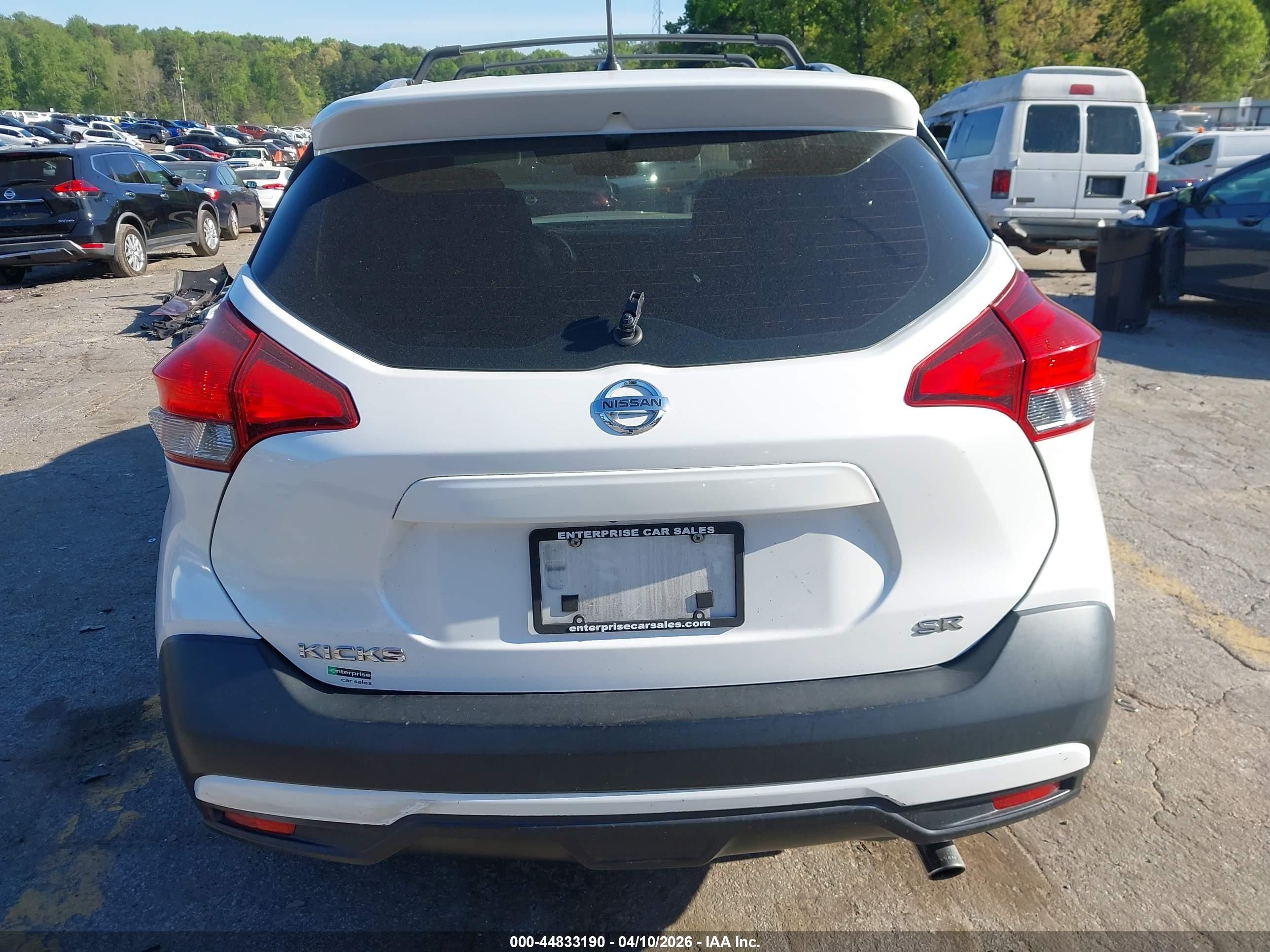 2019 Nissan Kicks Sr Белый vin: 3N1CP5CU0KL511219