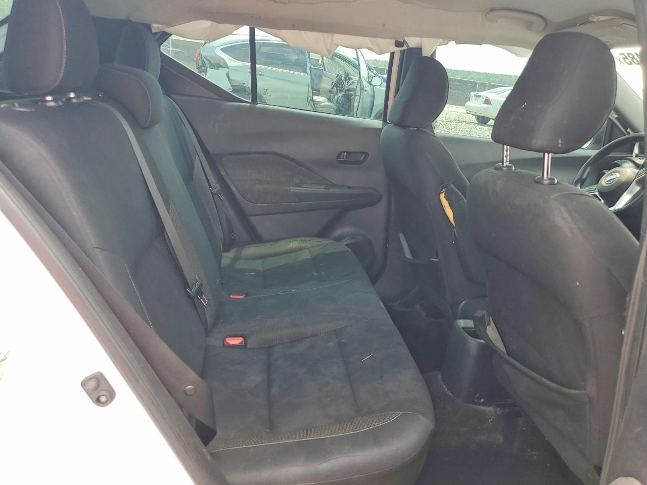 2019 Nissan Kicks S White vin: 3N1CP5CU2KL512727