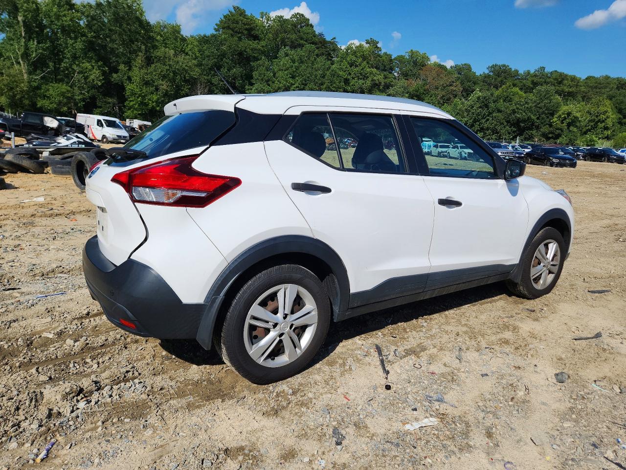 2019 Nissan Kicks S White vin: 3N1CP5CU3KL536566