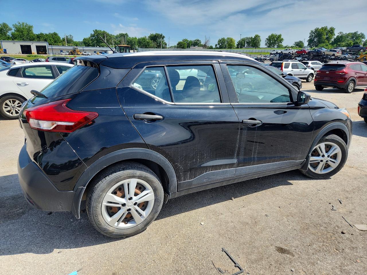 2019 Nissan Kicks S Black vin: 3N1CP5CU3KL558776