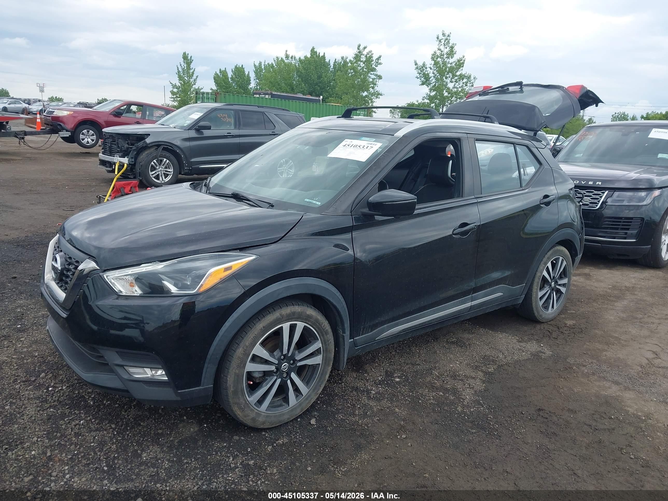 2018 Nissan Kicks Sr Black vin: 3N1CP5CU4JL506054